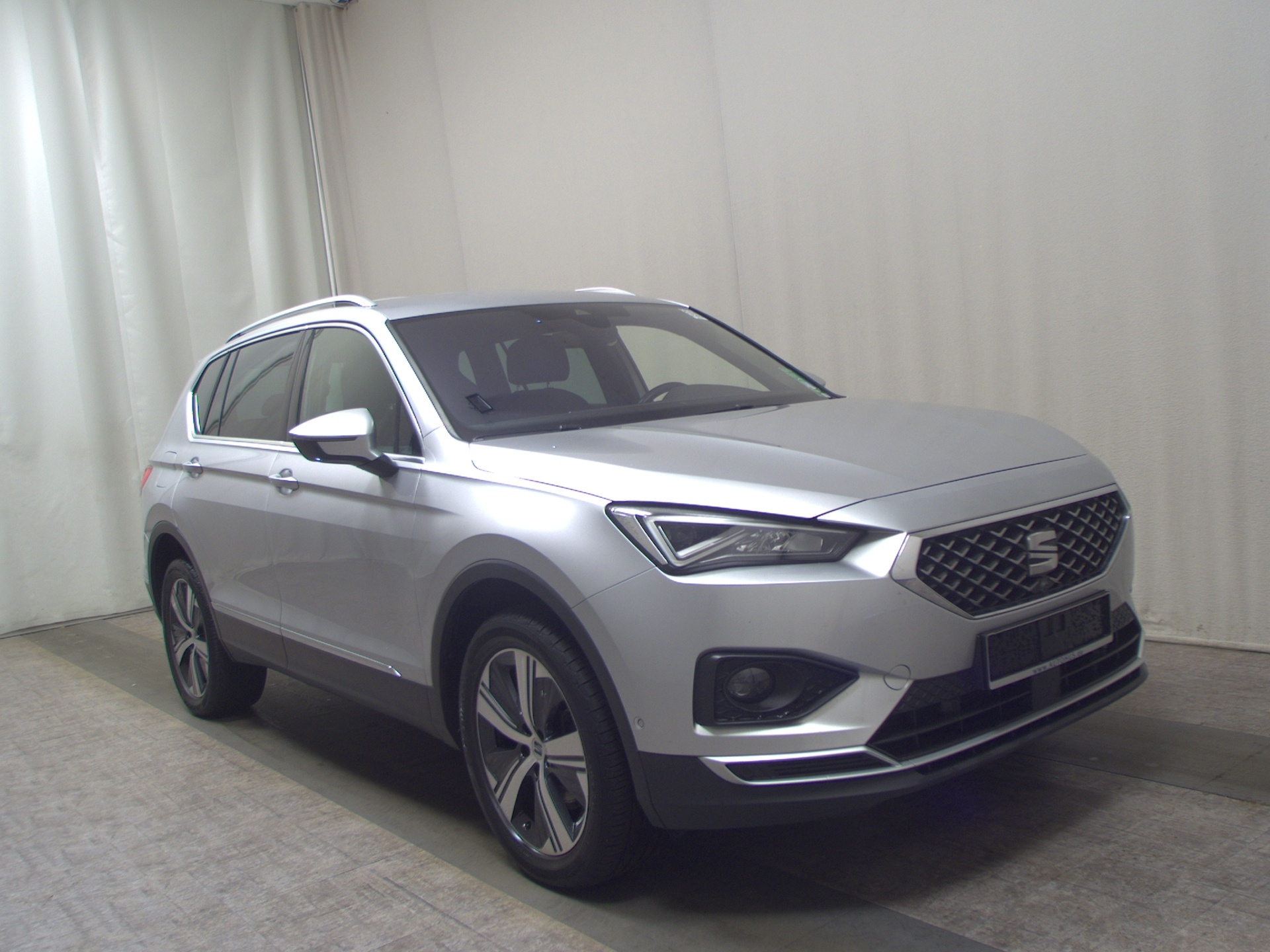 Seat Tarraco 2.0 TDI 4Drive Xcellence Leder DCC AHK 3