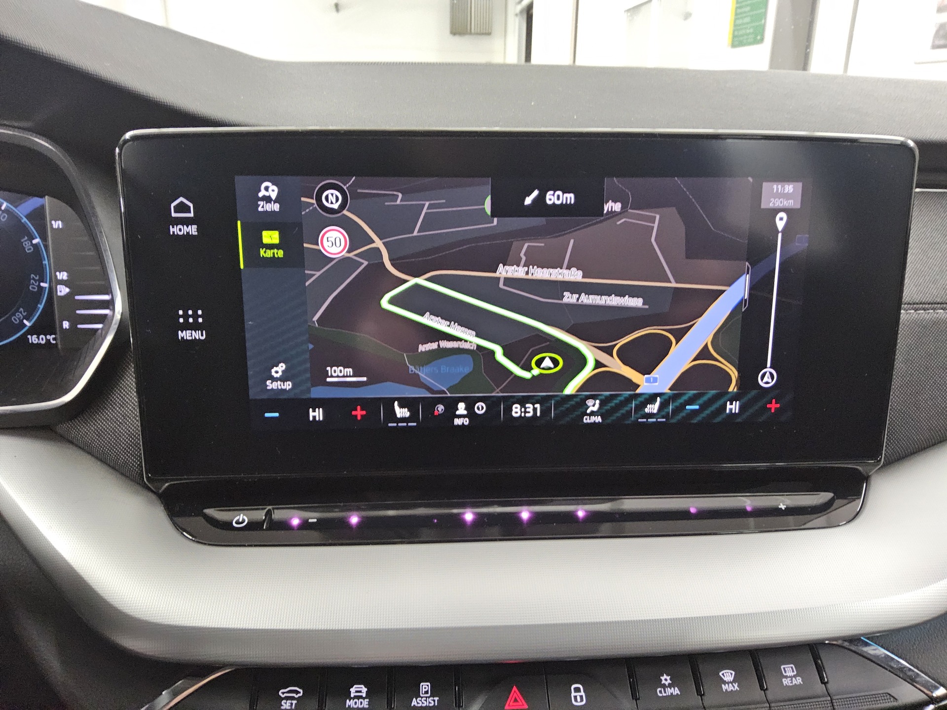 Skoda Octavia Kombi 2.0 TDI Style Navi LED vc HuD AHK 7