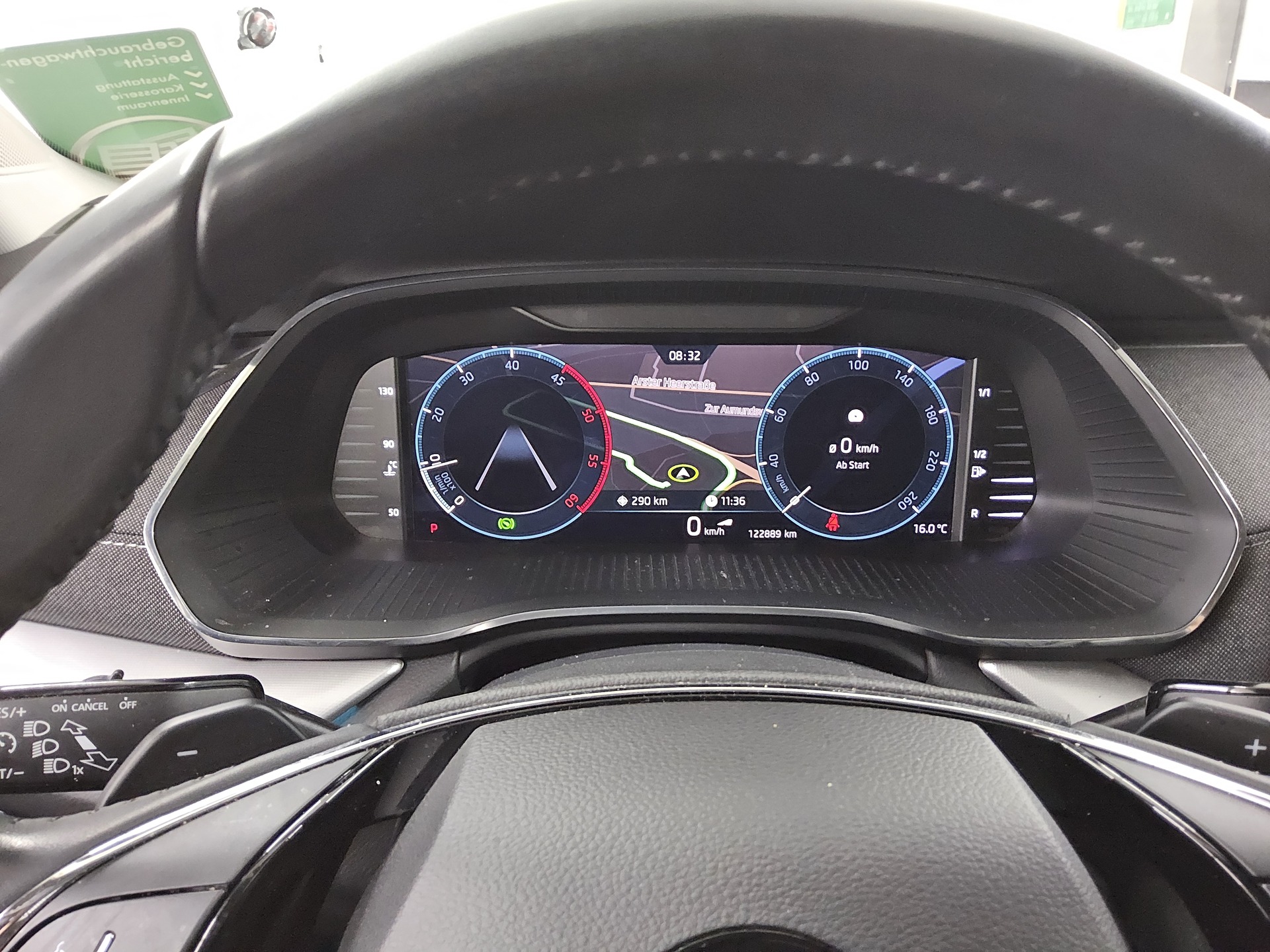 Skoda Octavia Kombi 2.0 TDI Style Navi LED vc HuD AHK 8