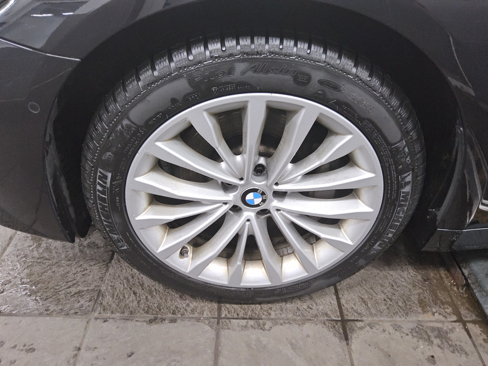 BMW 530e Touring Leder Navi LED+ LC pro HiFi AHK 11