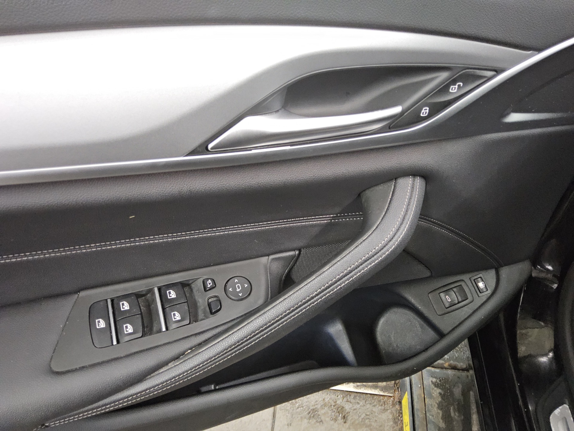 BMW 530e Touring Leder Navi LED+ LC pro HiFi AHK 9