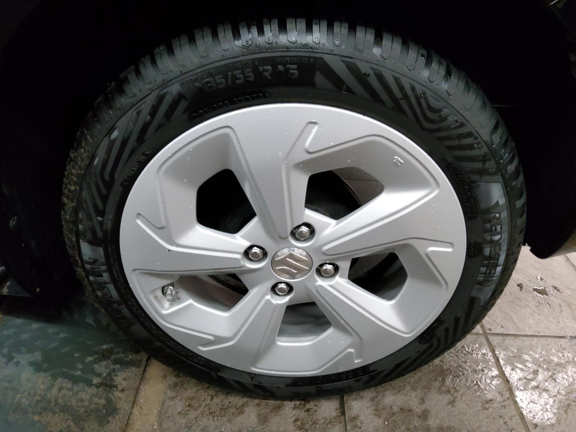 Suzuki Swift 1.2 Club Navi LED Rückfahrkamera 10