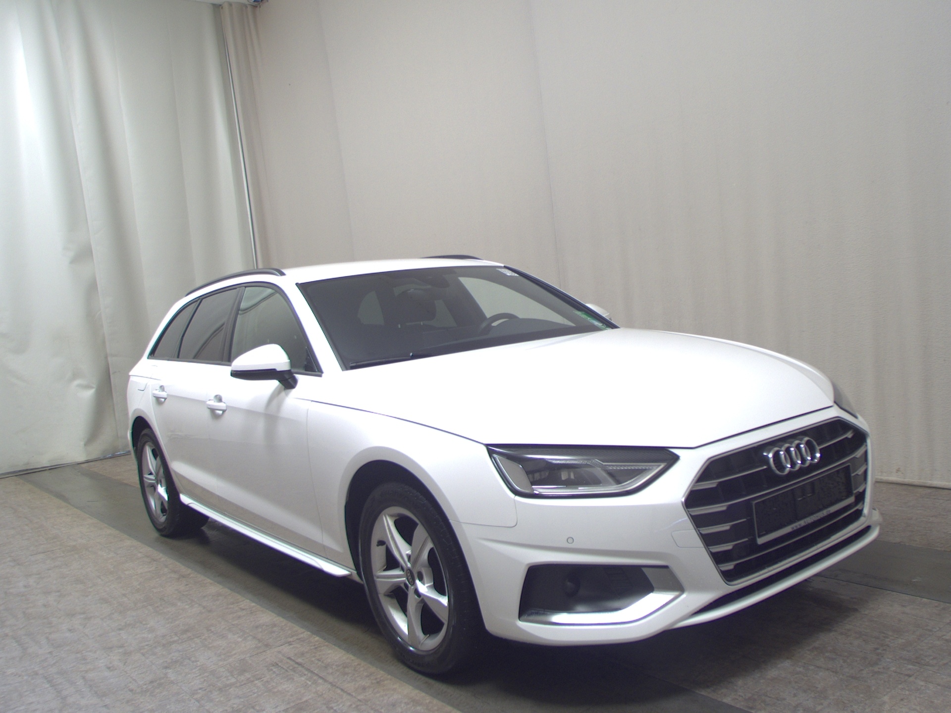 Audi A4 Avant 2.0 TDI advanced T-Leder Navi LED RFK 3