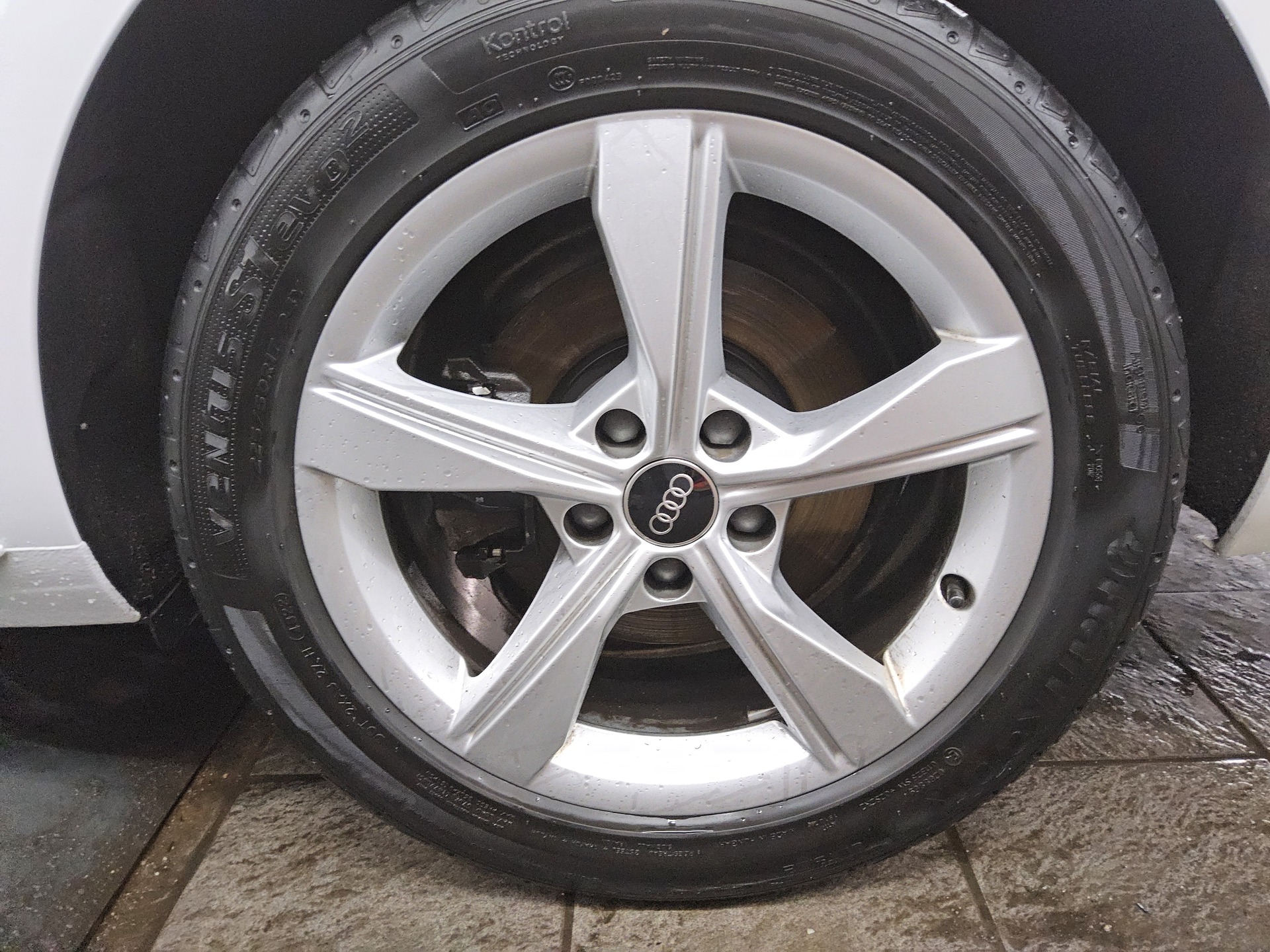 Audi A4 Avant 2.0 TDI advanced T-Leder Navi LED RFK 10