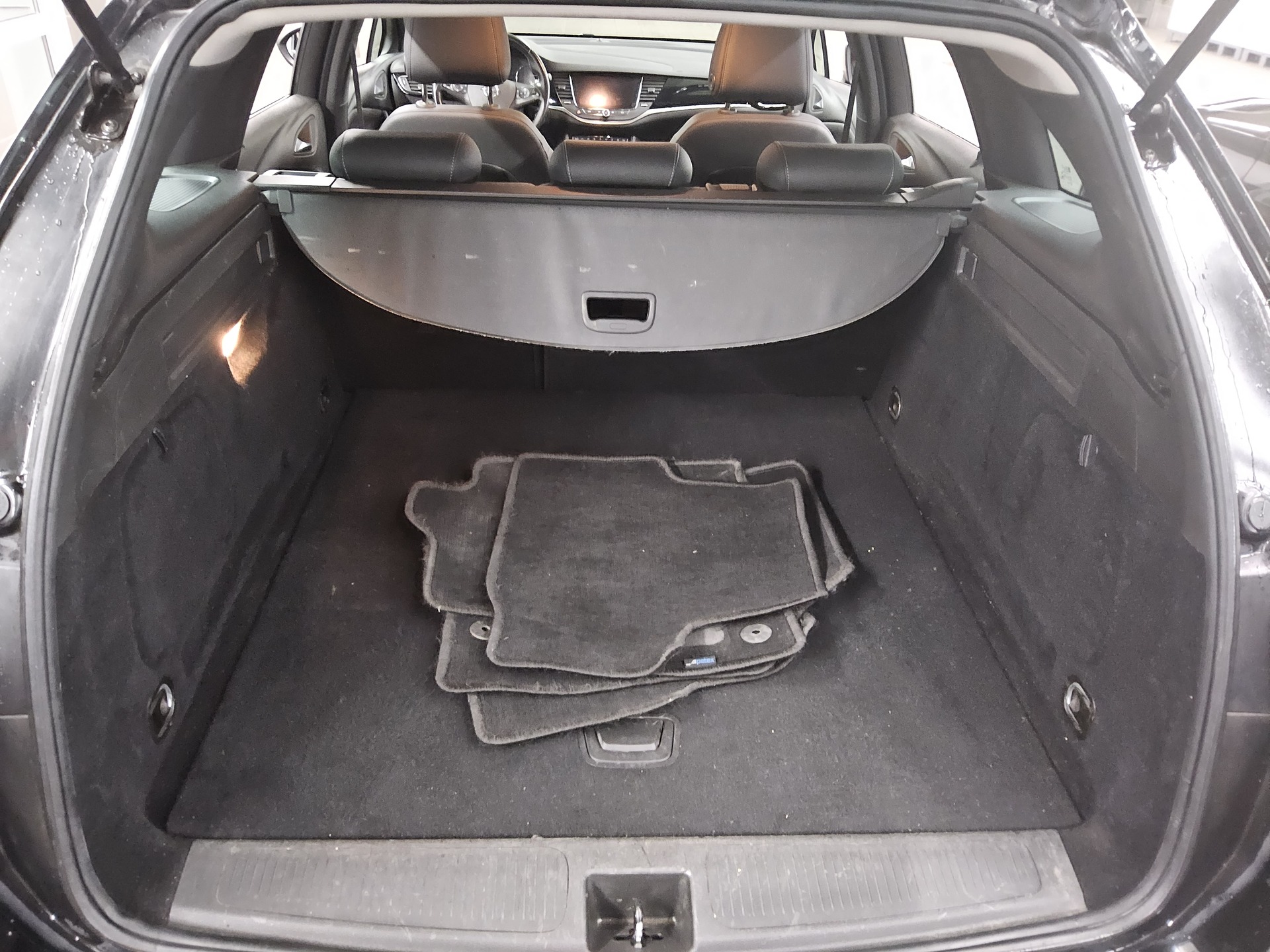 Opel Astra ST 1.5 D Business Elegance T-Leder Navi 11