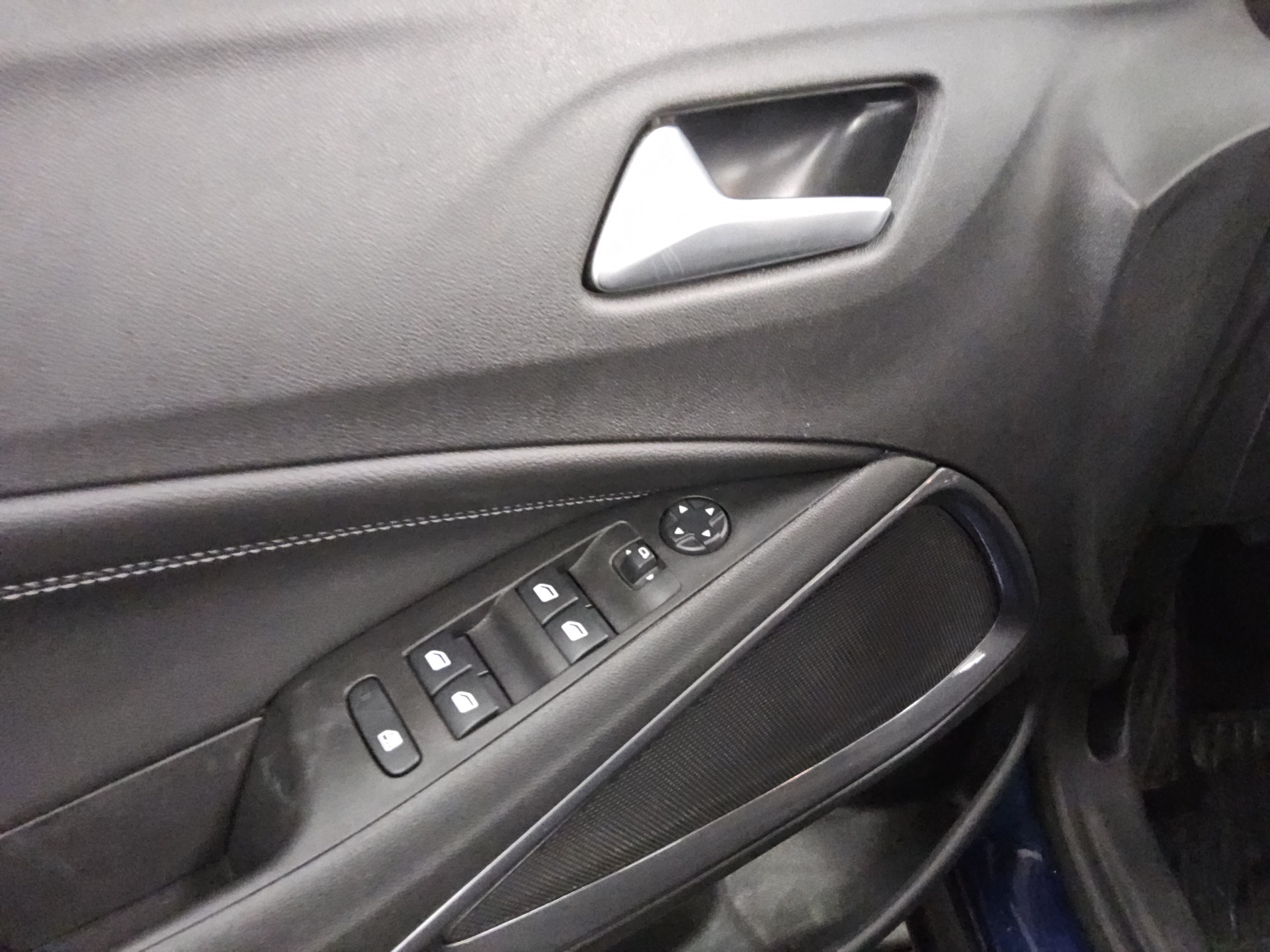 Opel Crossland 1.5 D Elegance T-Leder Navi LED RFK 9