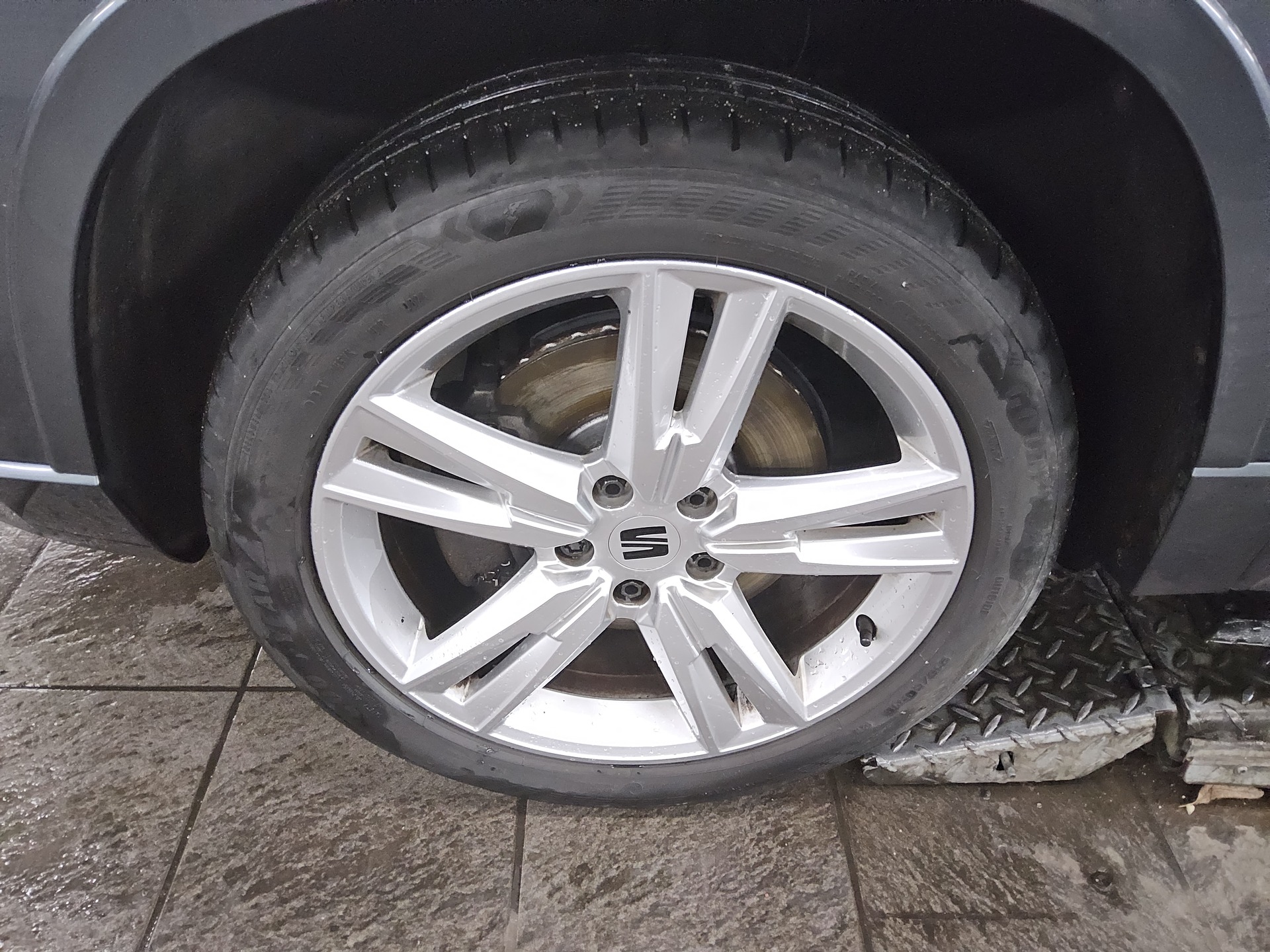 Seat Ateca 2.0 TDI FR-Line Navi LED Alcantara ACC AHK 10