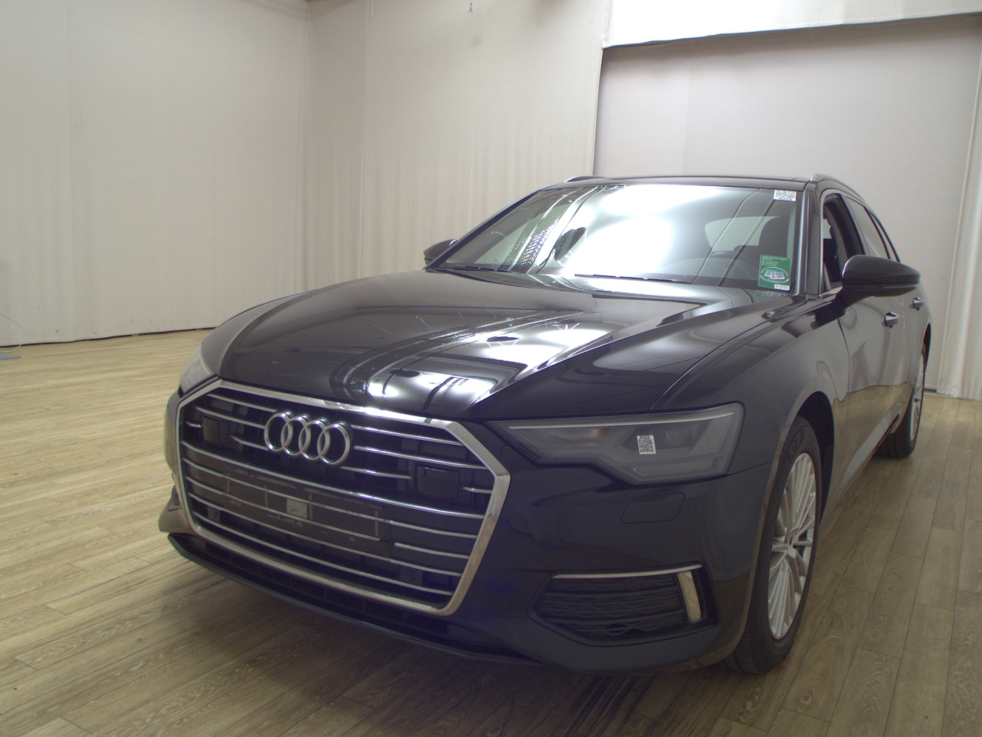 Audi A6 Avant 40 TDI design Nav LED vc Pano ACC Sound 2