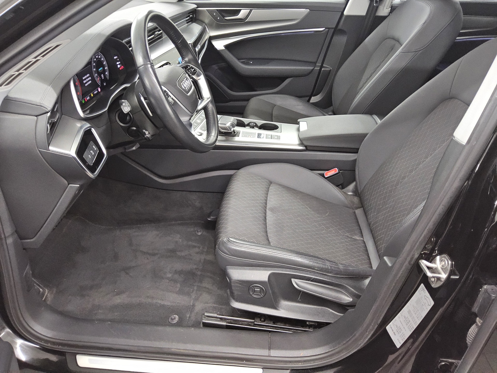 Audi A6 Avant 40 TDI design Nav LED vc Pano ACC Sound 9