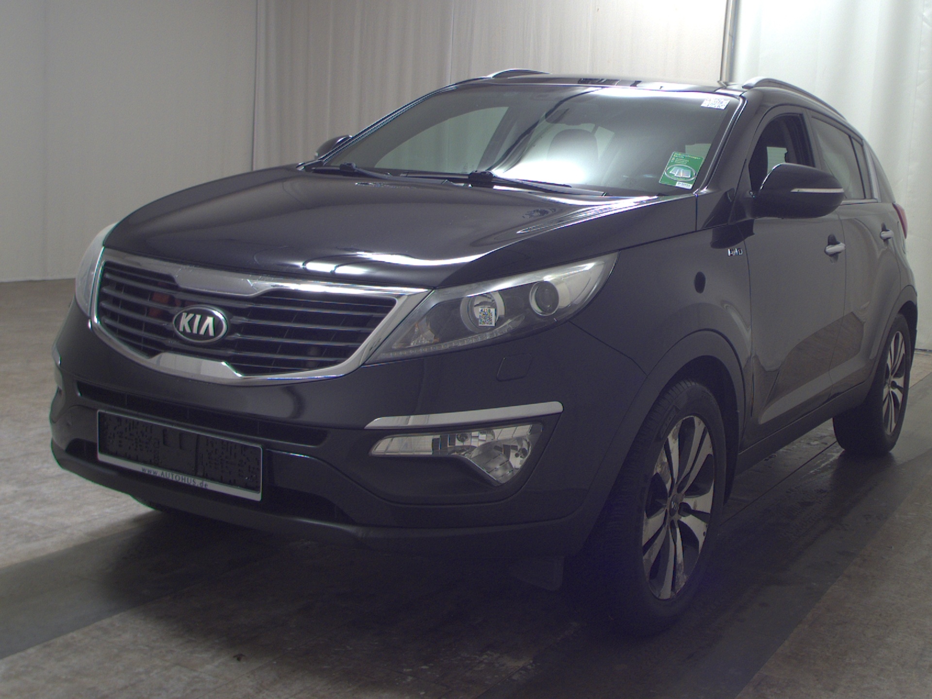 Kia Sportage 2.0 CRDI 4WD Leder AHK Navi GSD RfK Shz 2