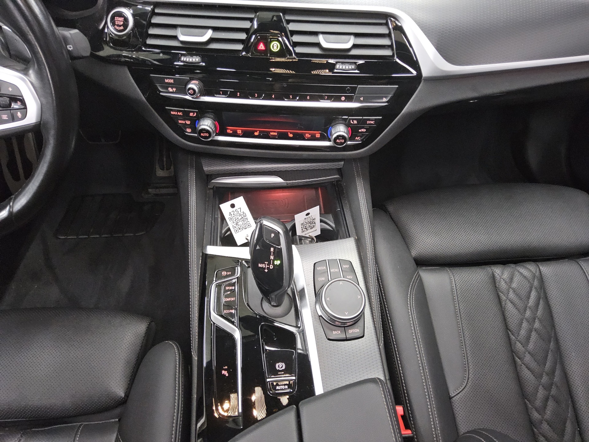 BMW 520dA Touring M-Sport Leder LC Pro Pano HiFi Ahk 6