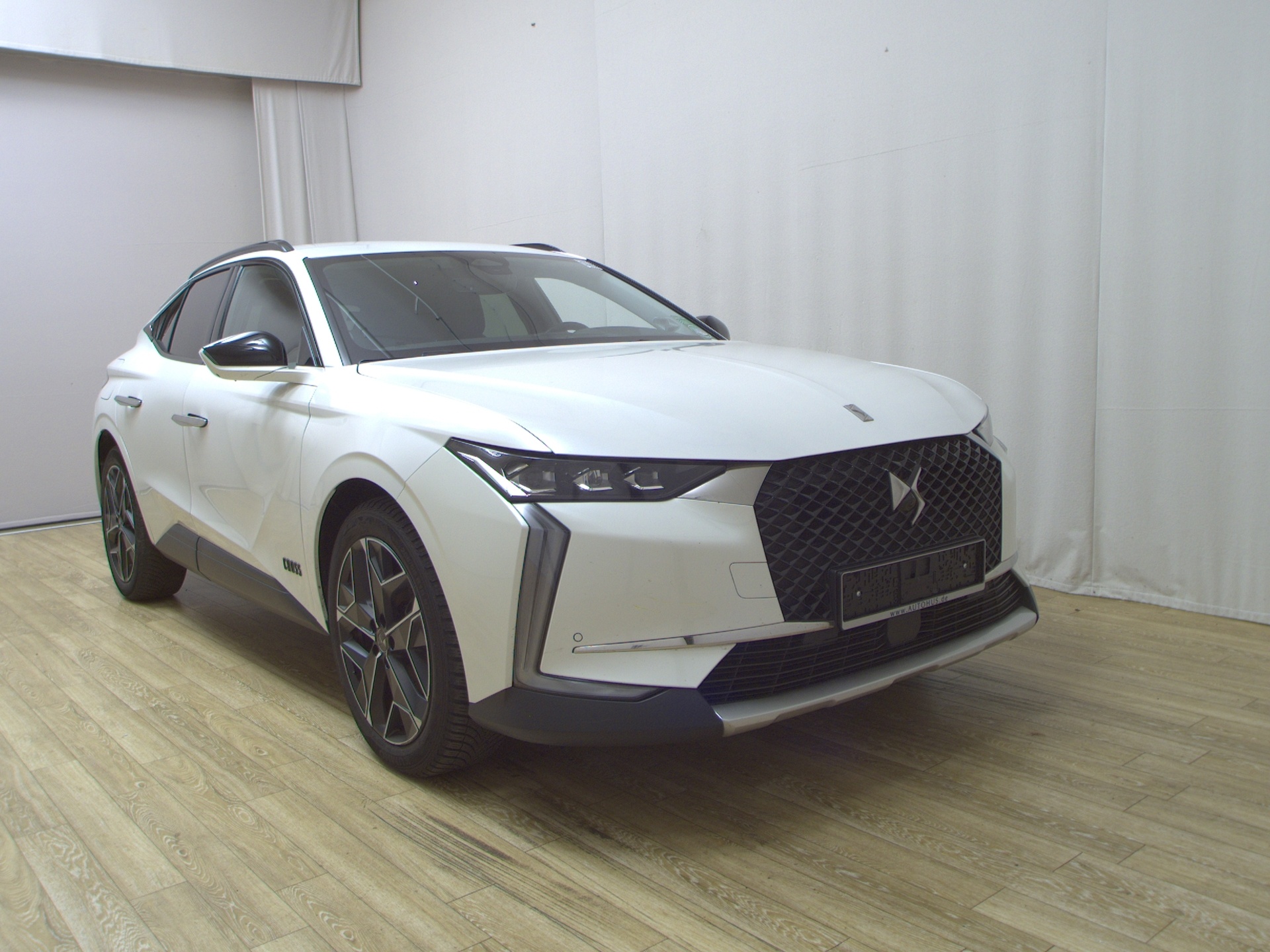 DS DS4 1.5 BlueHDI Cross Rivoli Navi LED HuD Focal 3