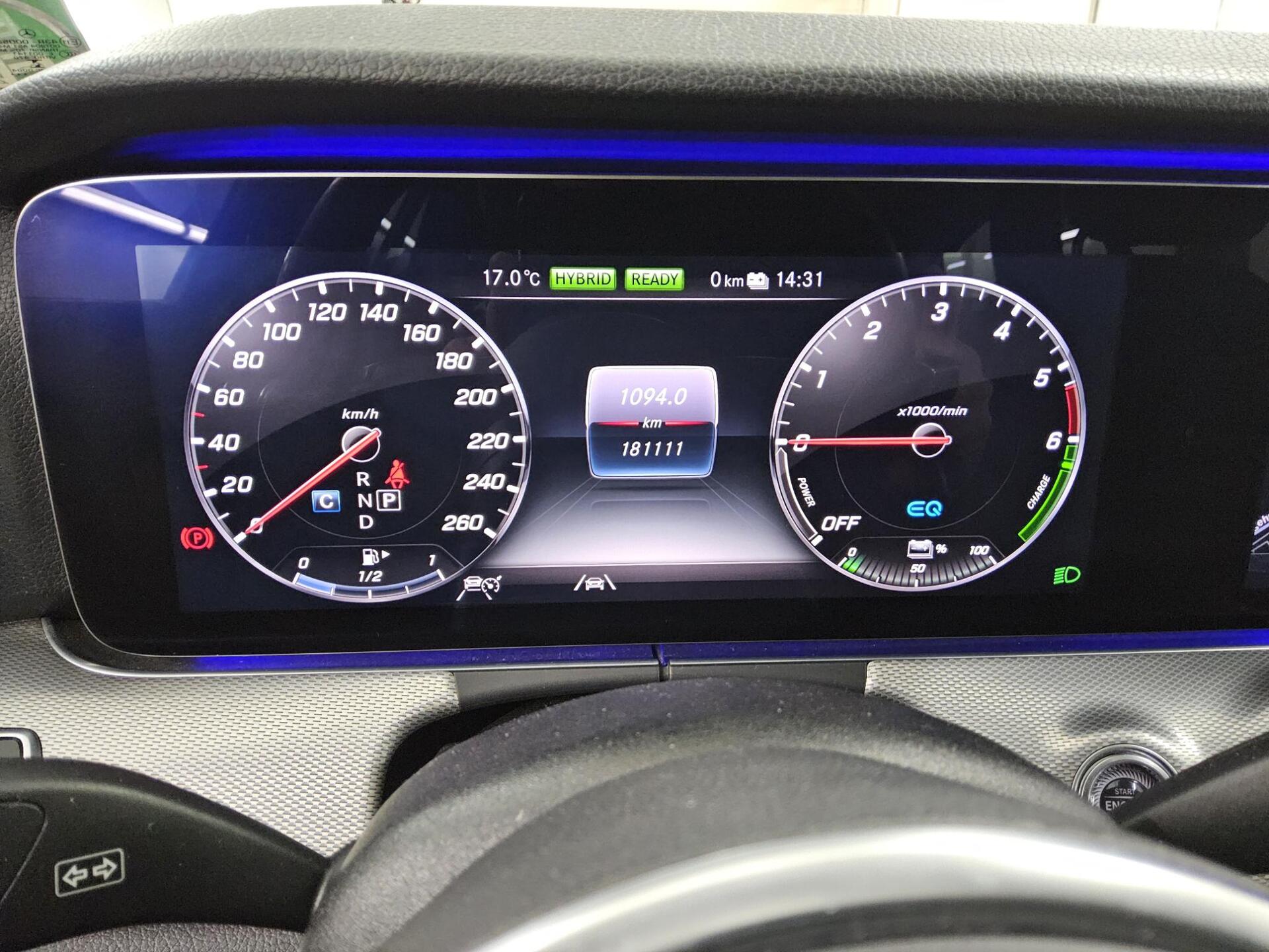 Mercedes-Benz E 300 T de Avantgarde Navi LED Widescrn RFK PDC 8