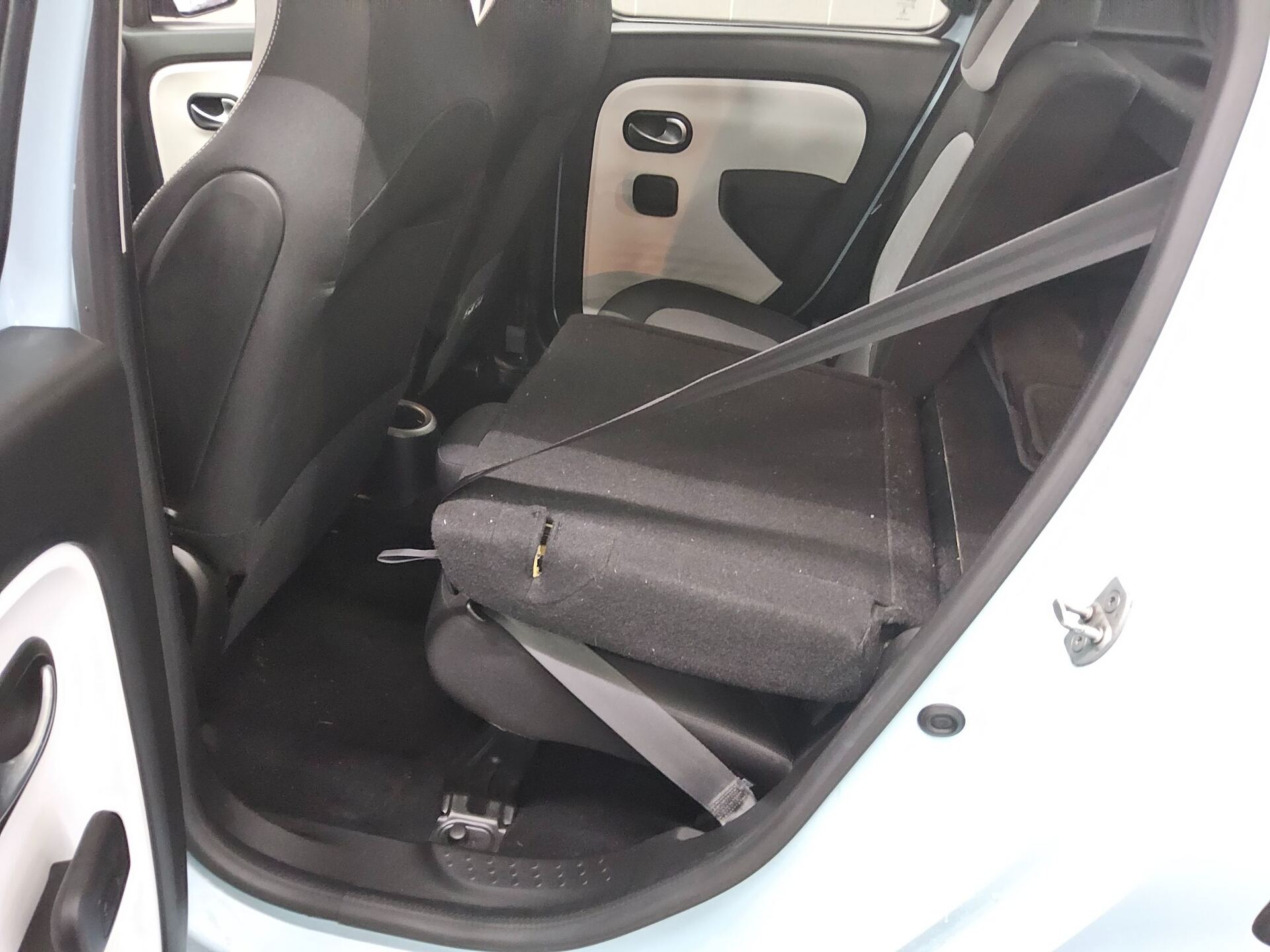 Renault Twingo 1.0 DAB Klima BT Bordcomputer LED-TFL 13