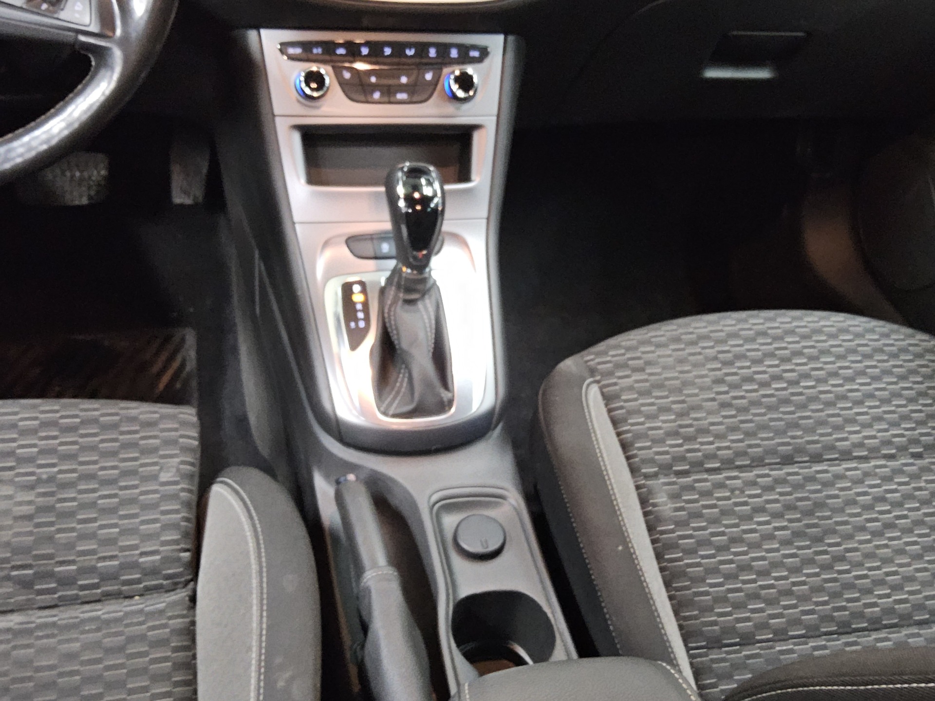 Opel Astra ST 1.5 D Business Ed. Navi LED Shz AHK PDC 6