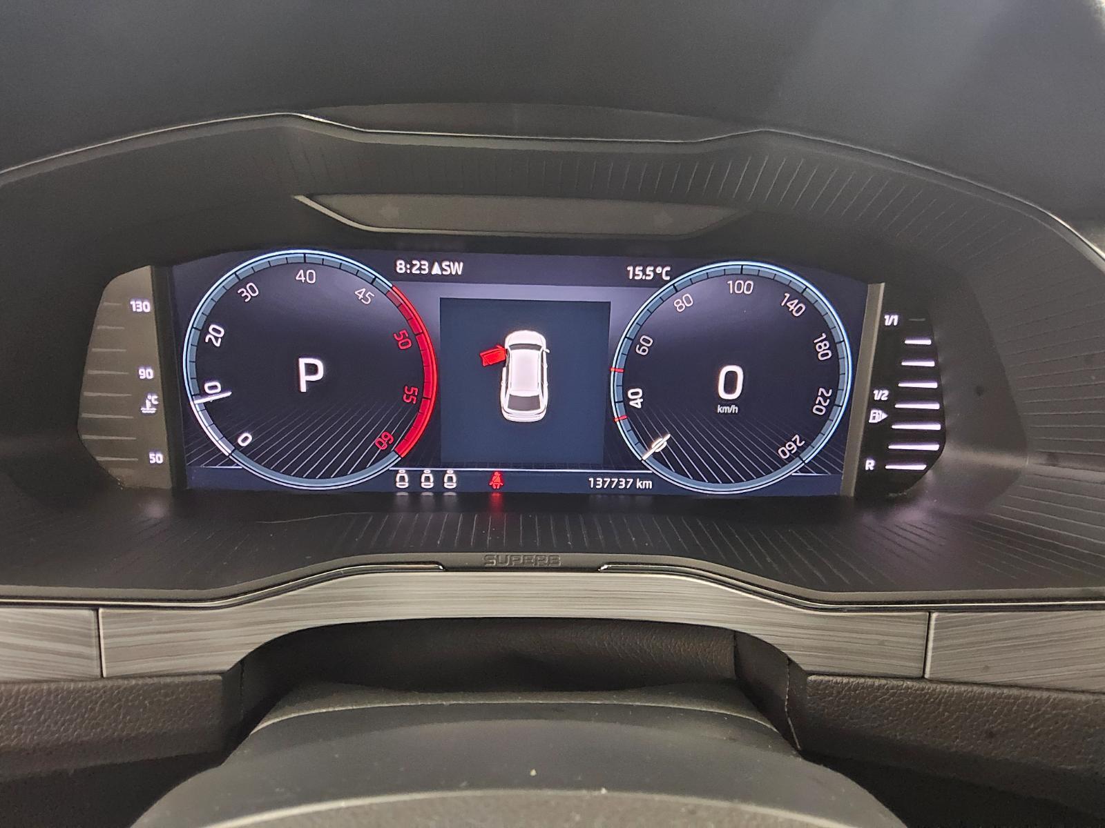 Skoda Superb Kombi 2.0 TDI Ambition Navi LED Pano vc 8