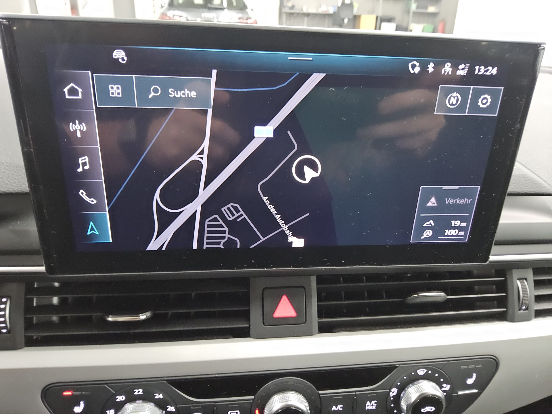 Audi A4 Avant 40 TDI Leder Navi LED PDC Shz Tempomat 7