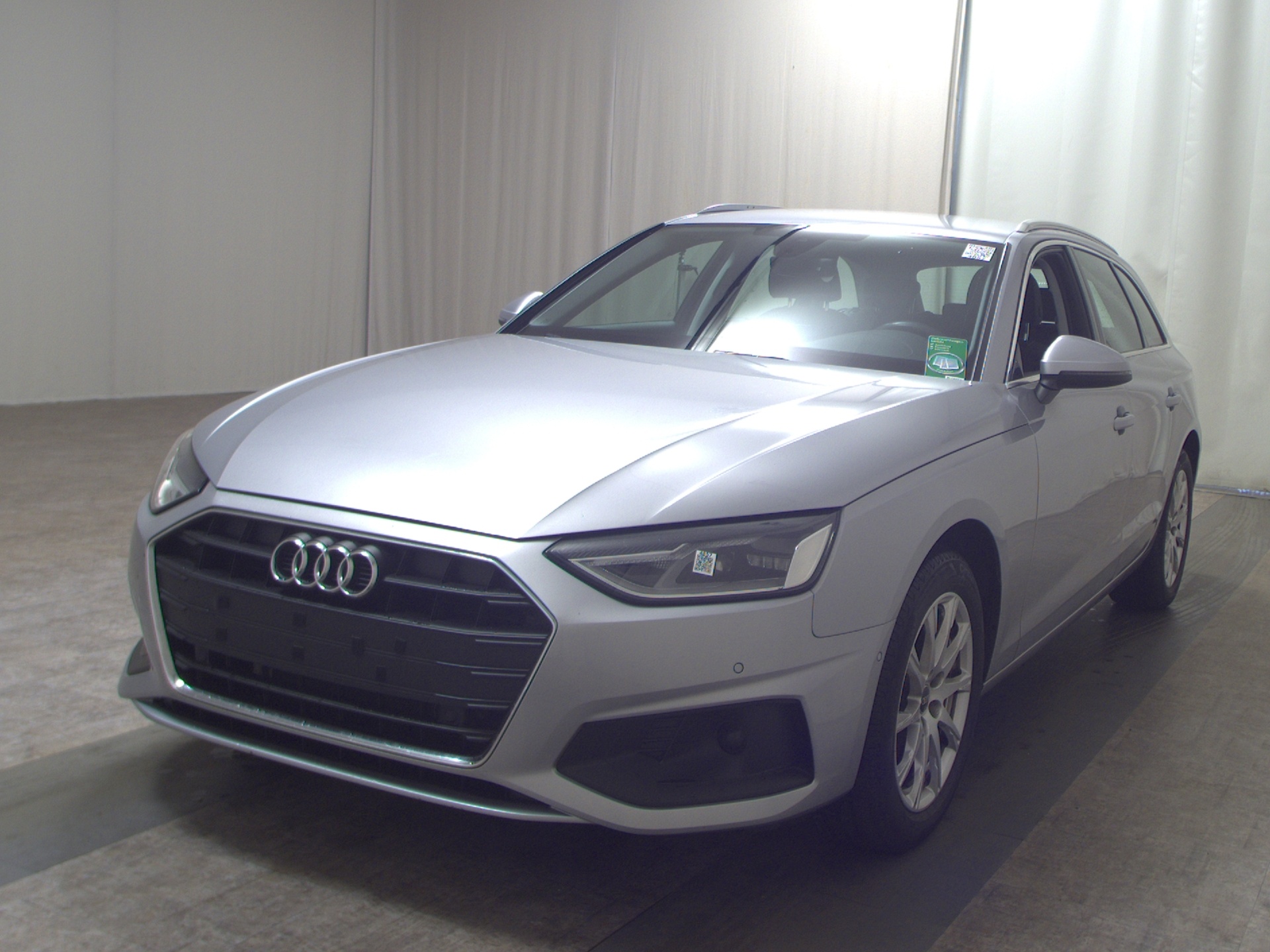 Audi A4 Avant 40 TDI Leder Navi LED PDC Shz Tempomat 2