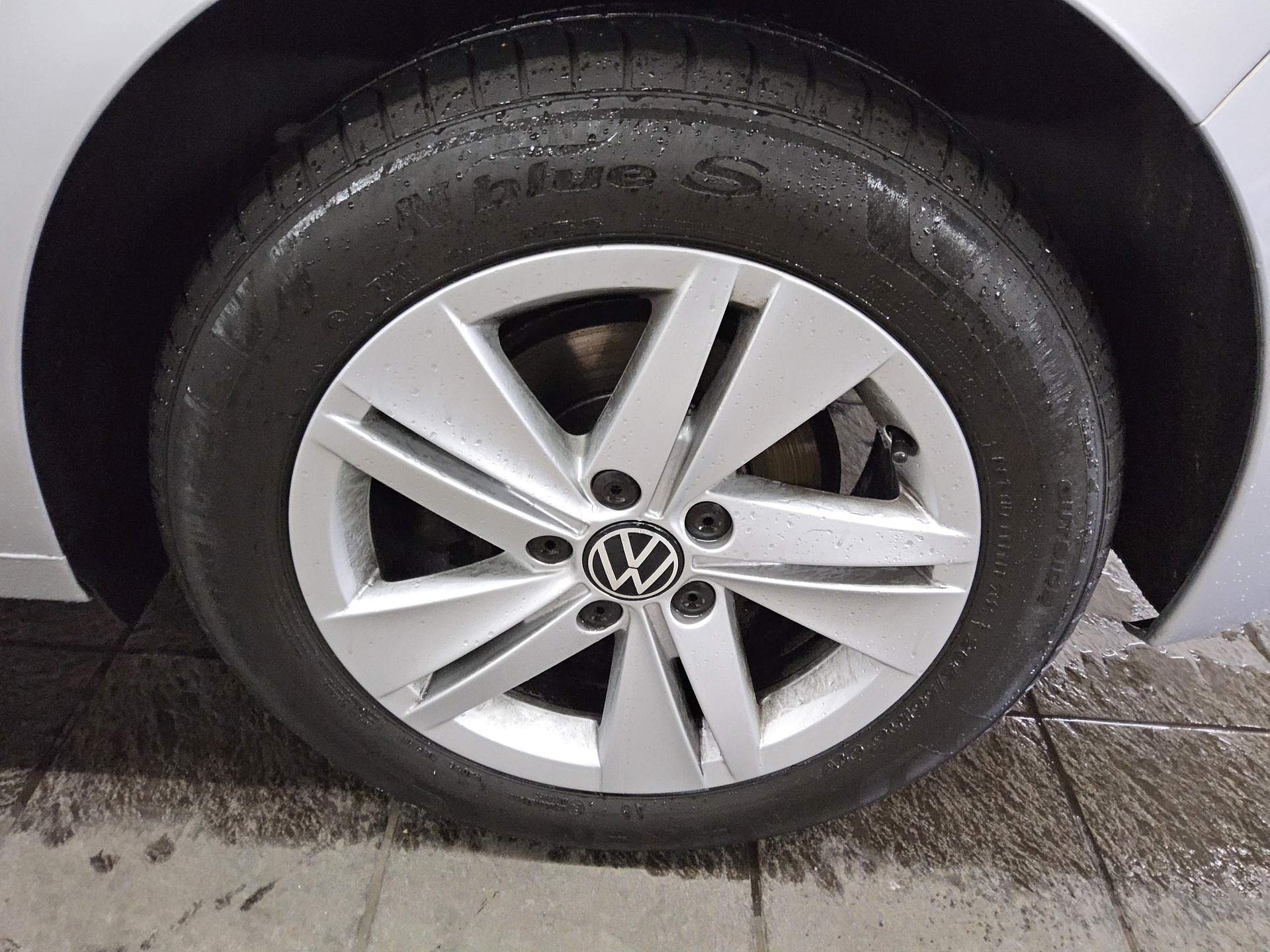 Volkswagen Golf-8 2.0 TDI Life Navi LED AID ACC PDC Shz 11