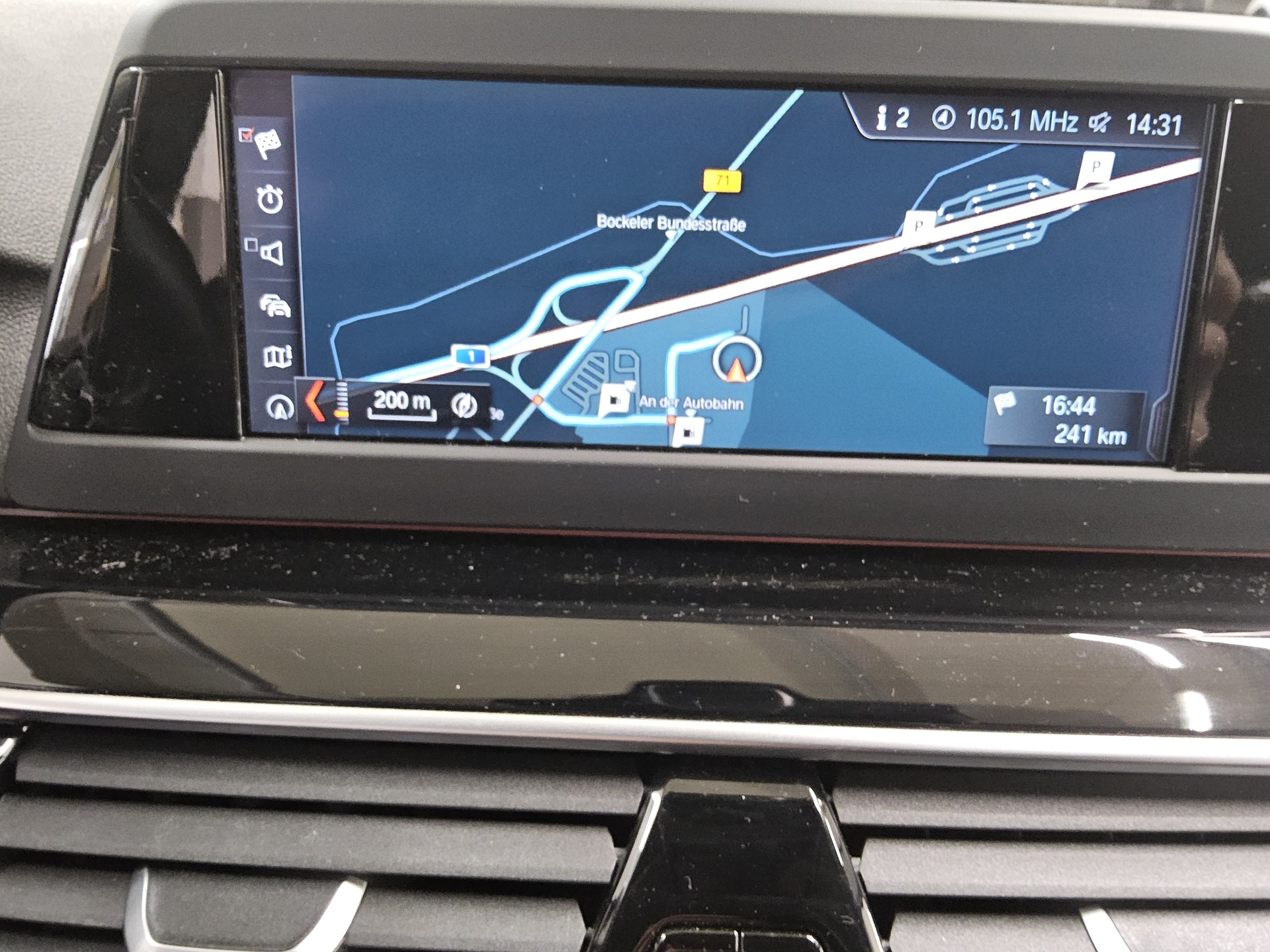 BMW 520dA Touring Sport-Line Navi LED Kamera Ahk 7