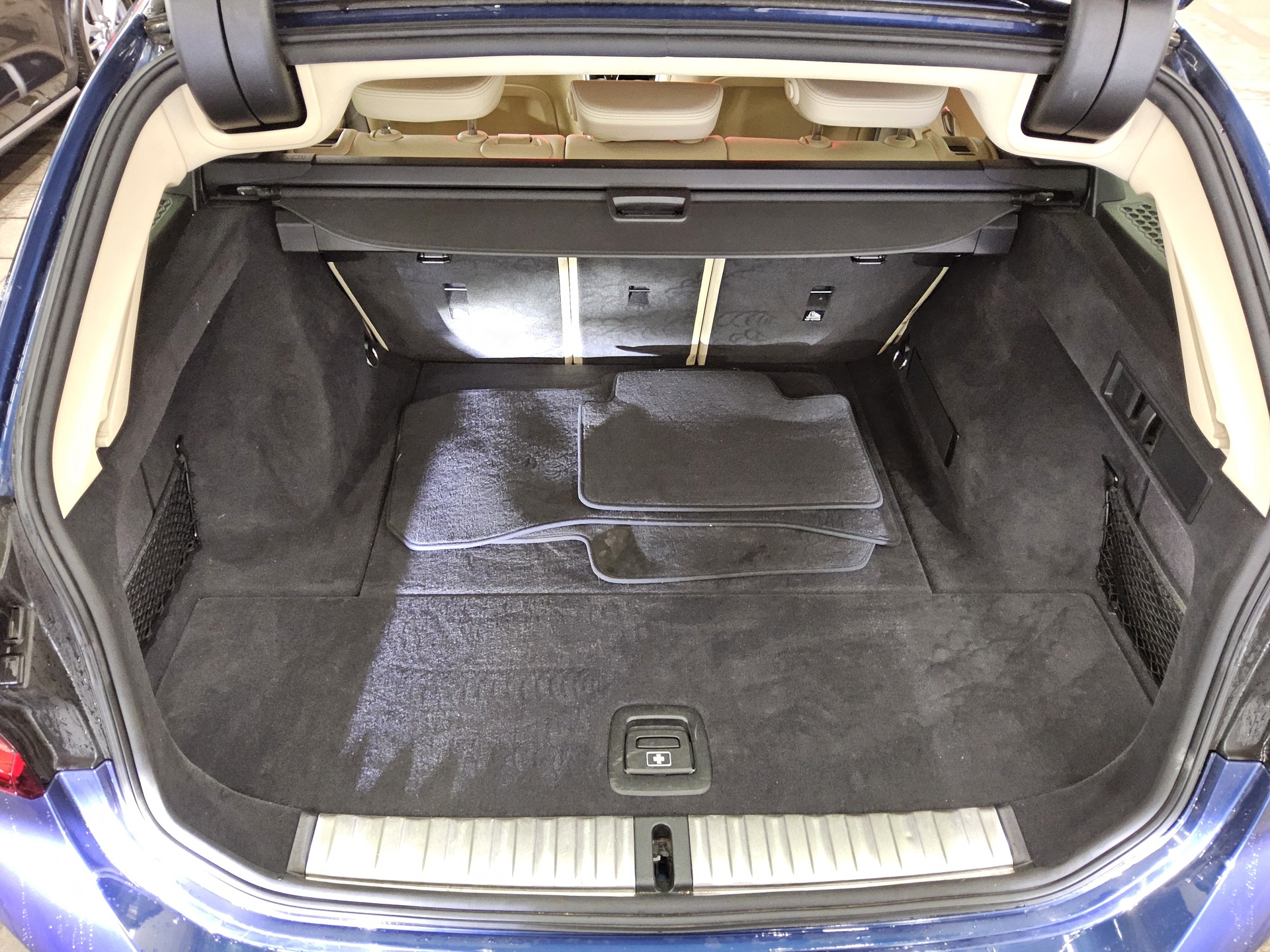 BMW 318iA Touring Advantage Leder LC Prof. Laser Shz 12