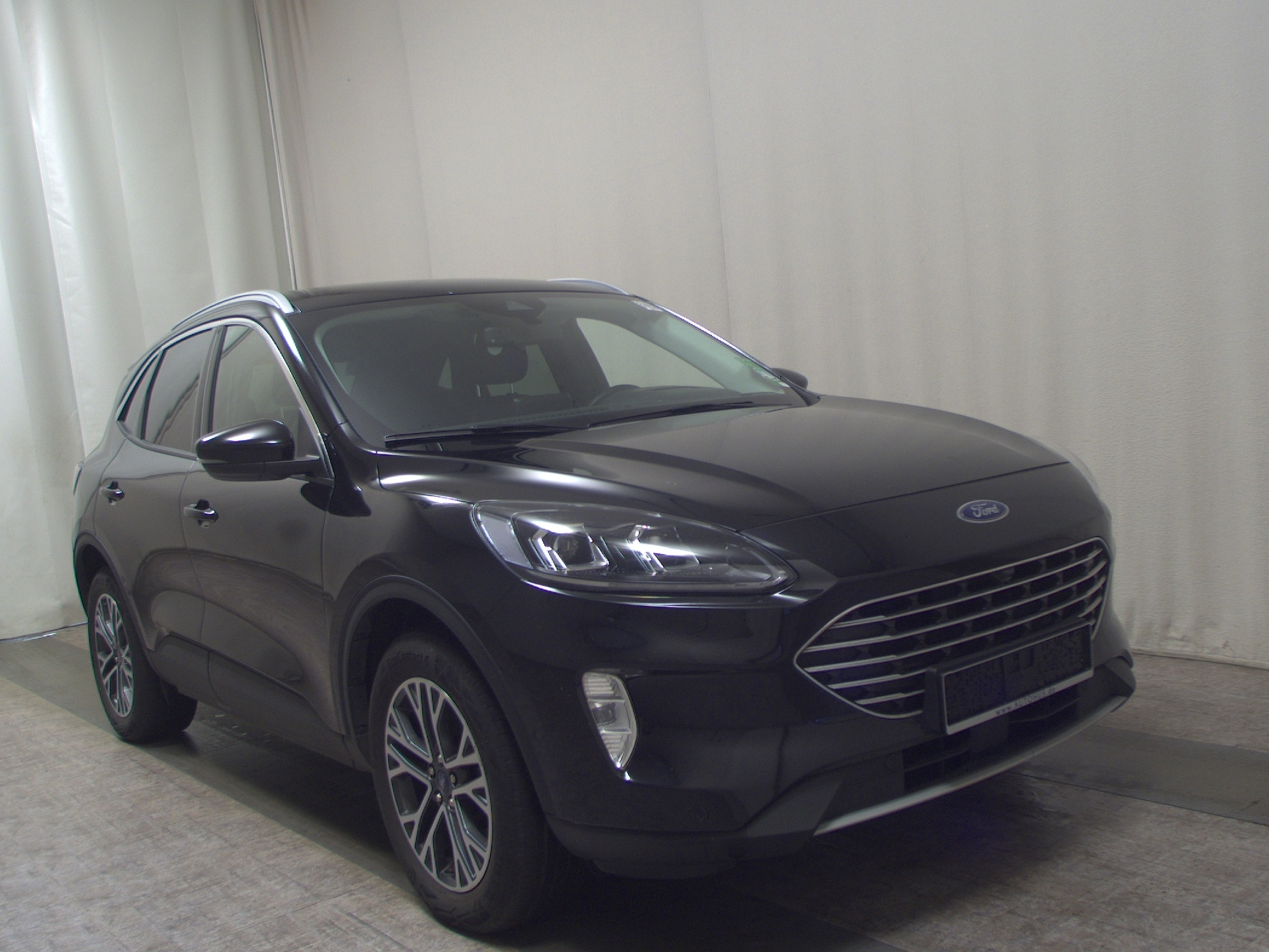 Ford Kuga 2.0 EB Titanium X Navi LED HuD 3