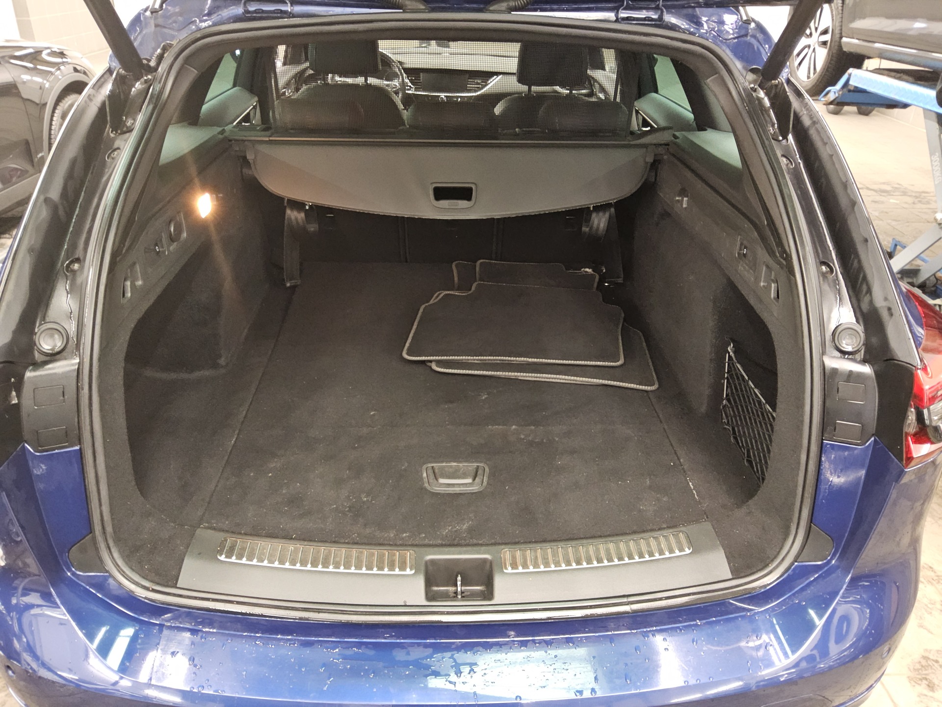 Opel Insignia ST 1.5 D Ultimate Navi BOSE LED AHK 11