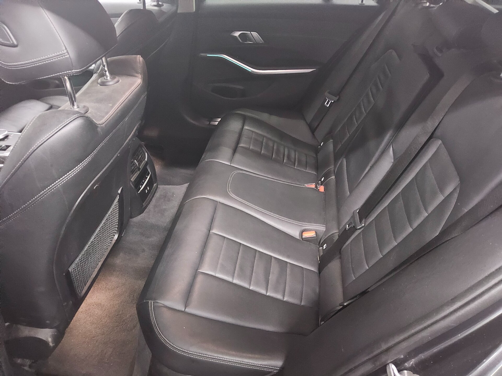 BMW 320dA Touring xDr Luxury-Line Leder Nav HiFi RFK 13