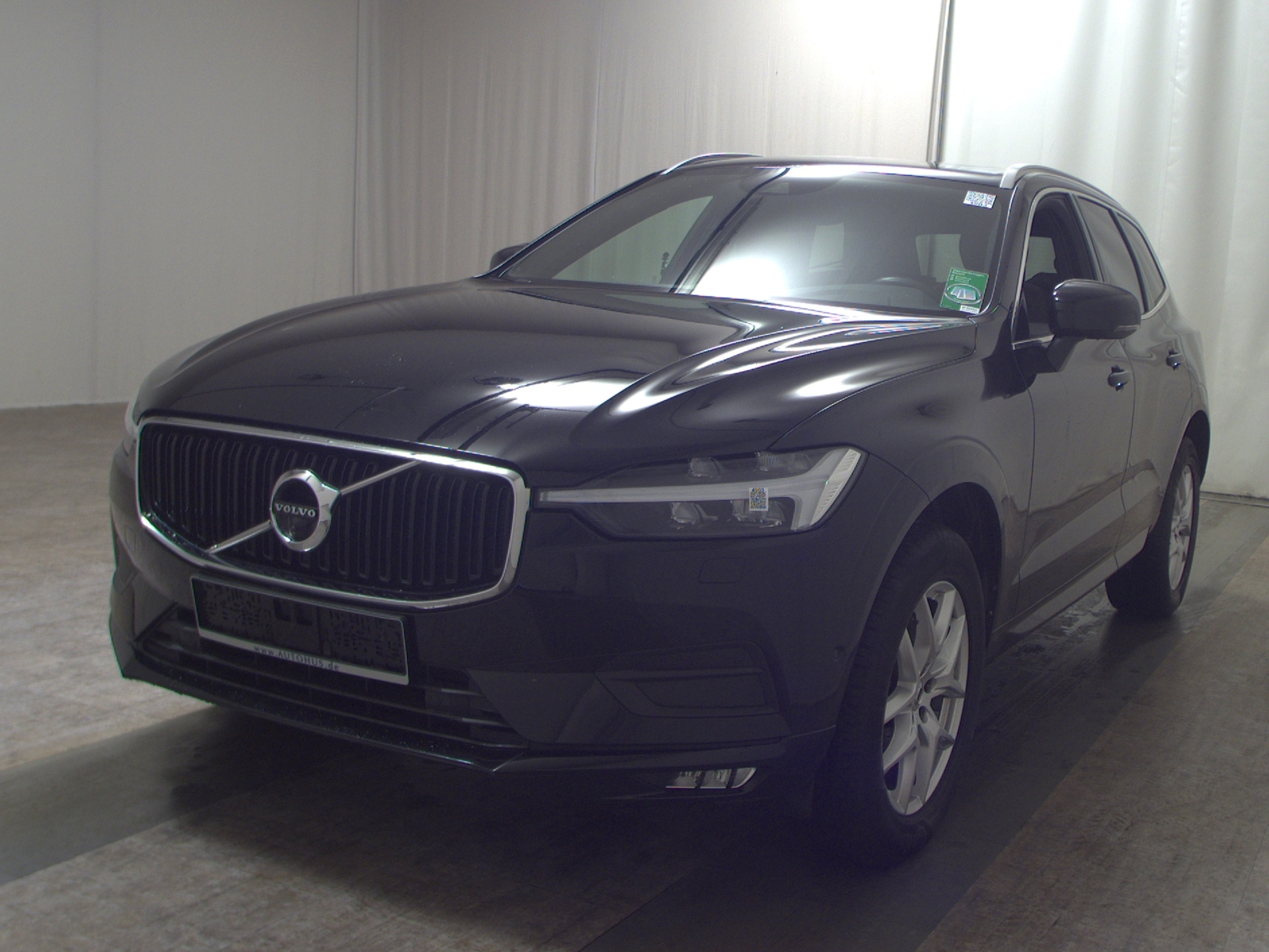 Volvo XC60 B4 Momentum Pro Navi LED Pano 360° H-K AHK 2