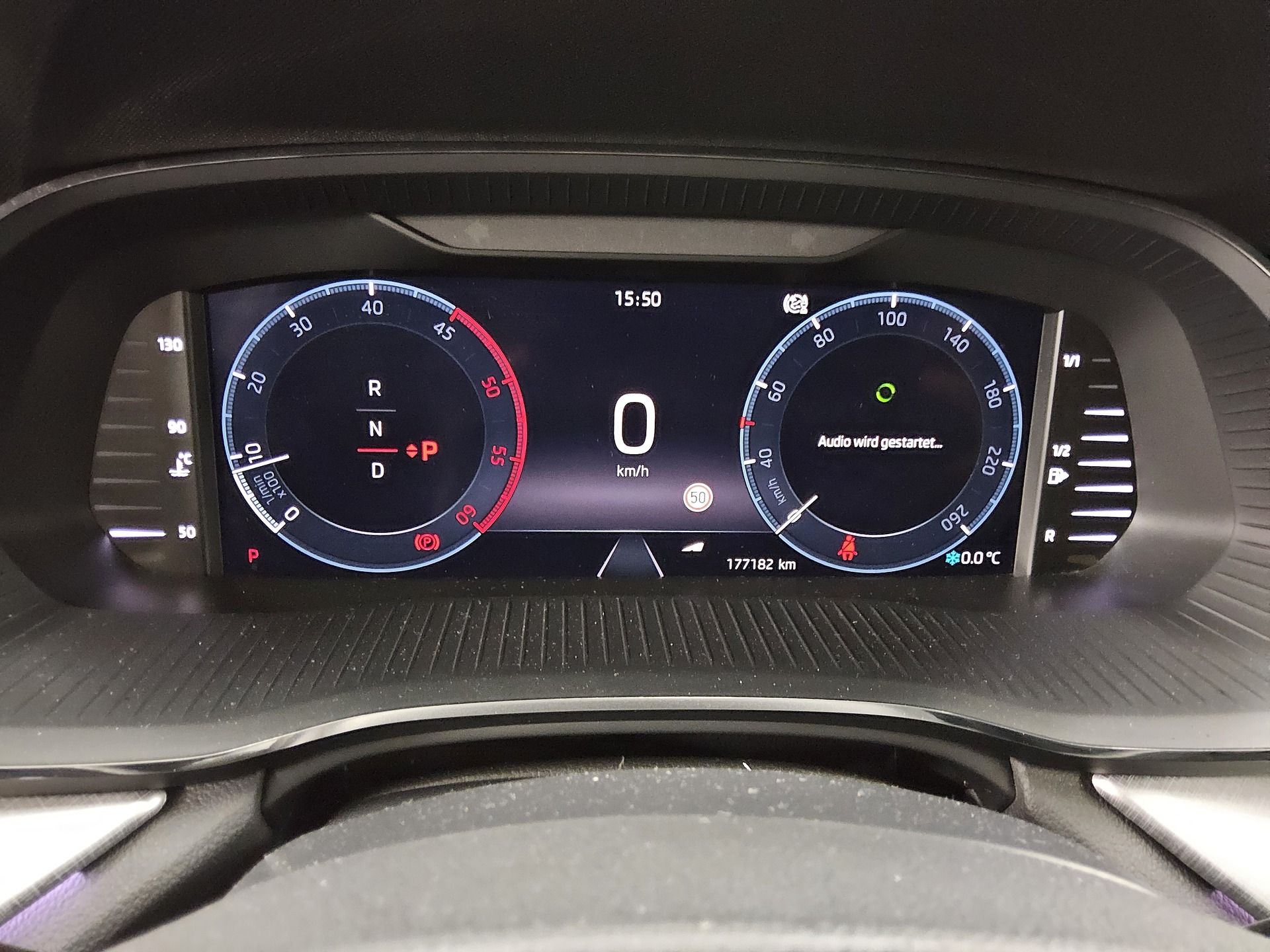 Skoda Octavia Kombi 2.0 TDI Tour Navi LED+ vc AHK RFK 8