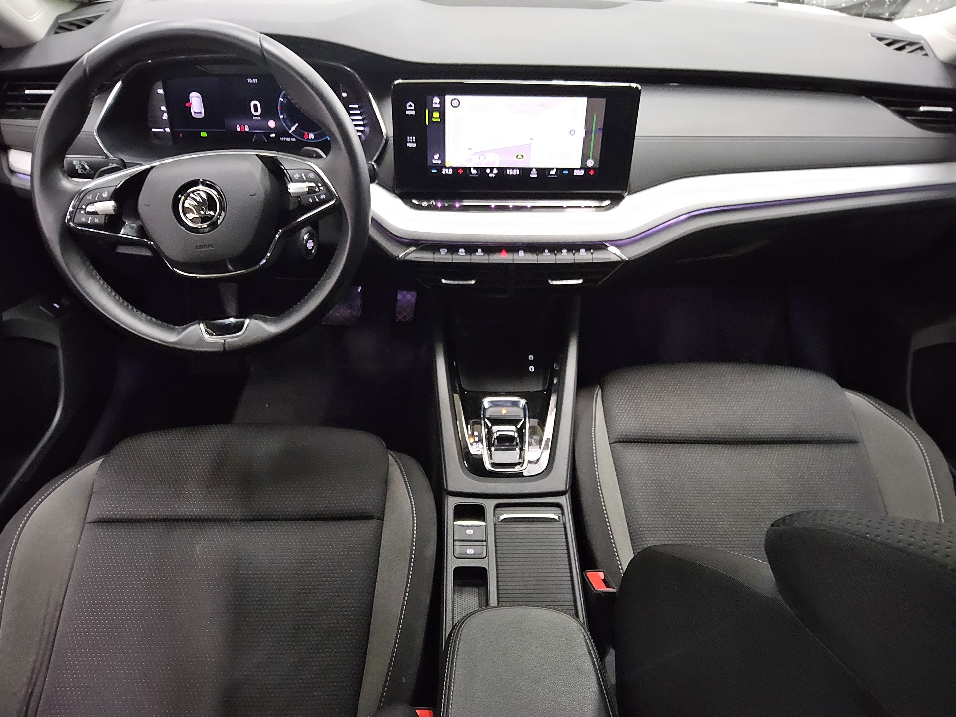 Skoda Octavia Kombi 2.0 TDI Tour Navi LED+ vc AHK RFK 5