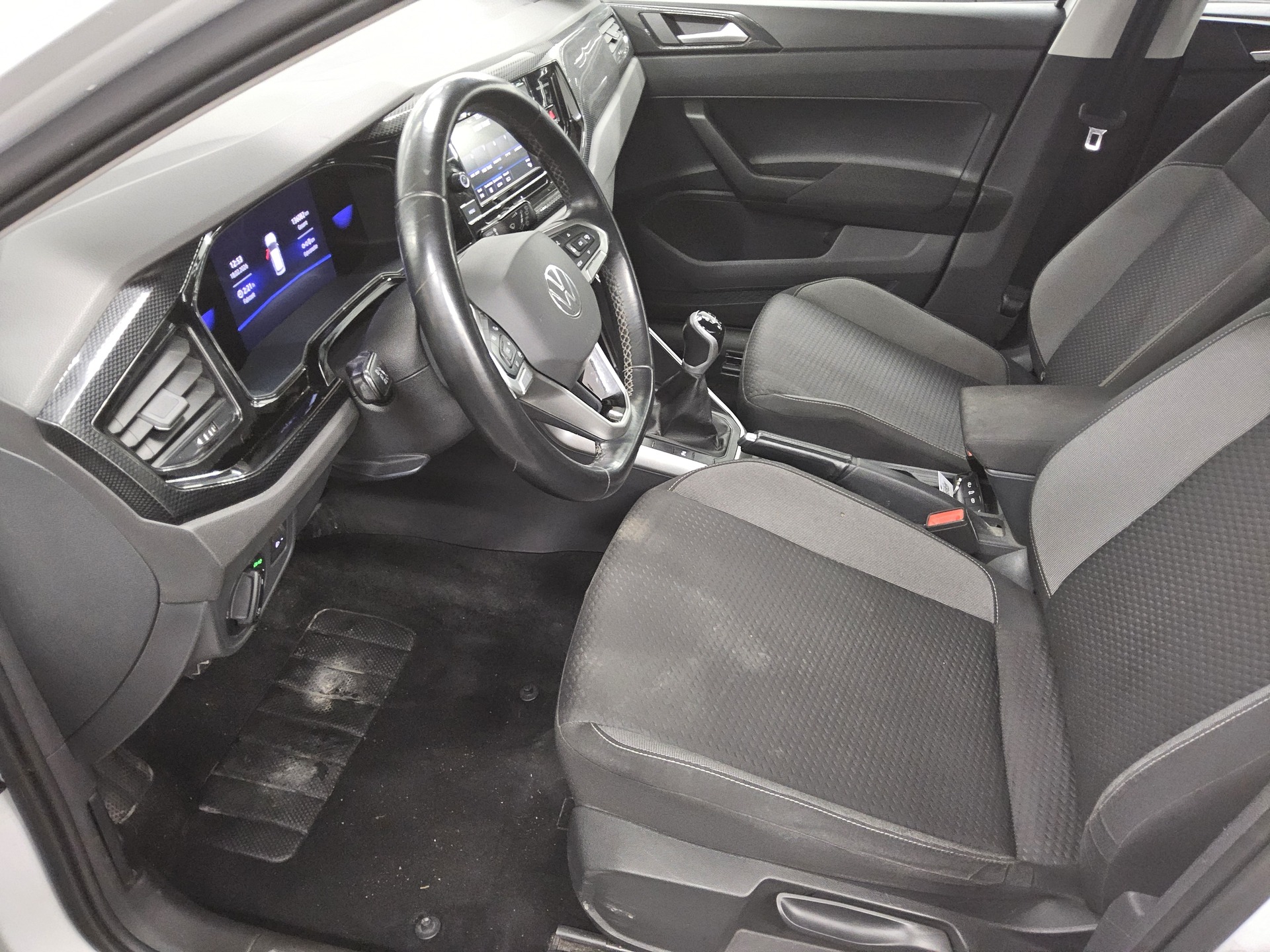 Volkswagen Polo 1.0 TSI Life Shz LED 9