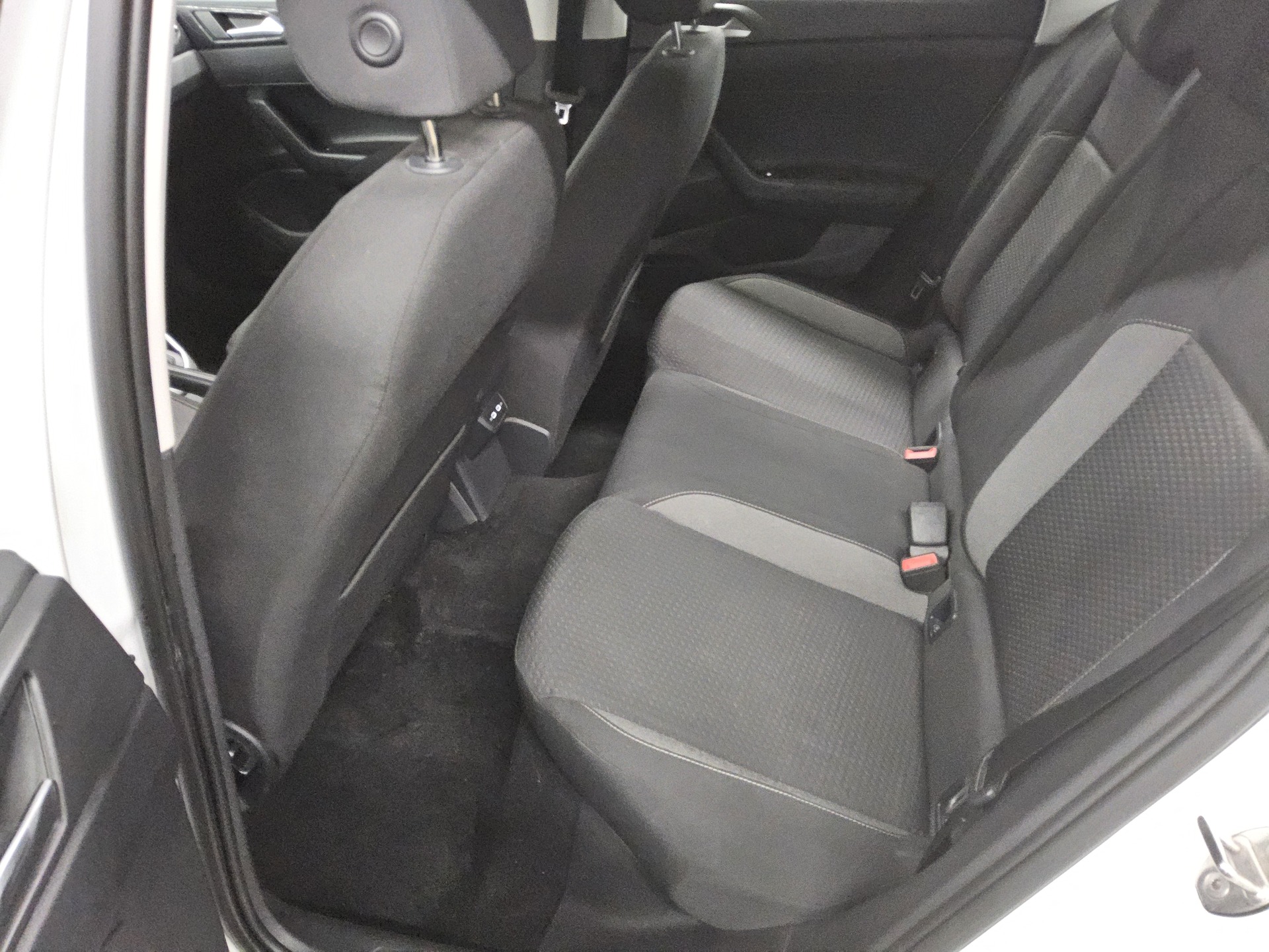 Volkswagen Polo 1.0 TSI Life Shz LED 13