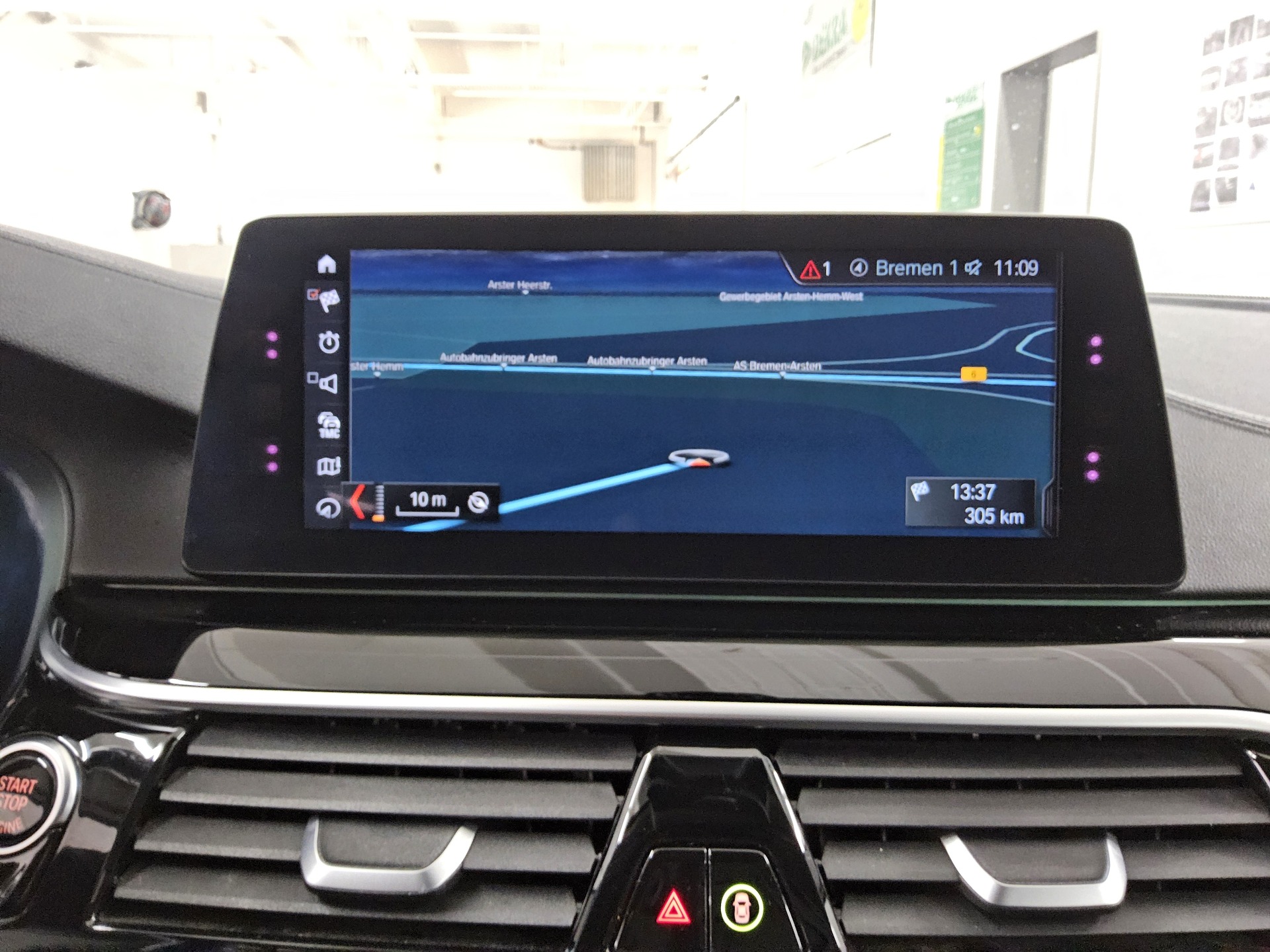 BMW 530dA Touring Luxury-Line Navi LED HuD H-K Inno 7