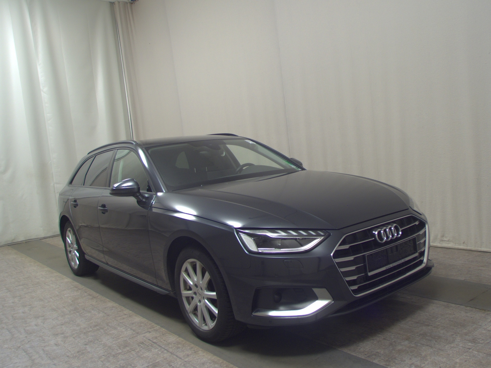 Audi A4 Avant 35 TDI advanced Navi+ vc Matrix  RFK 3