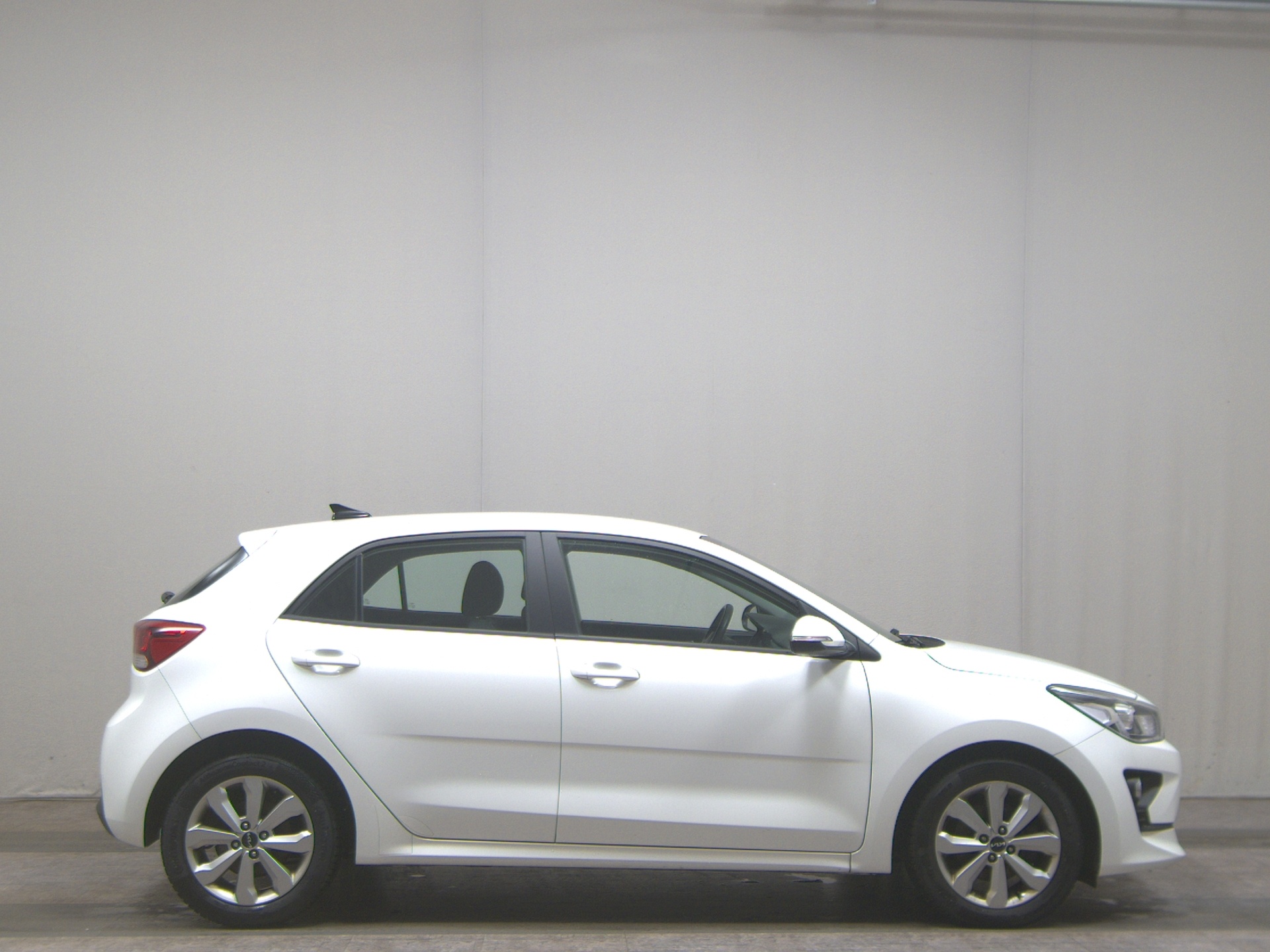 Kia Rio 1.0 T-GDI Navi LED Rückfahrkamera Shz PDC