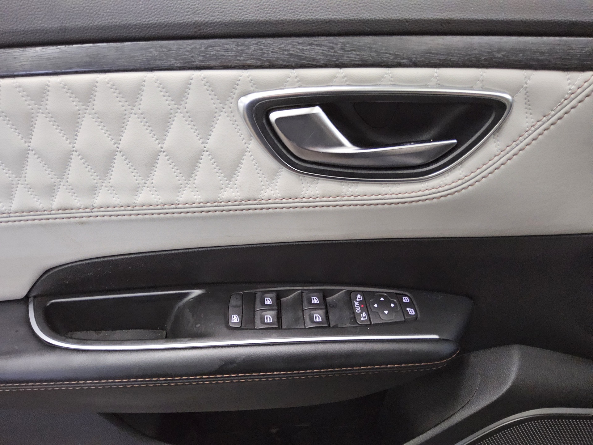 Renault Talisman Grandtour 2.0 dCi Initiale Paris HuD 10