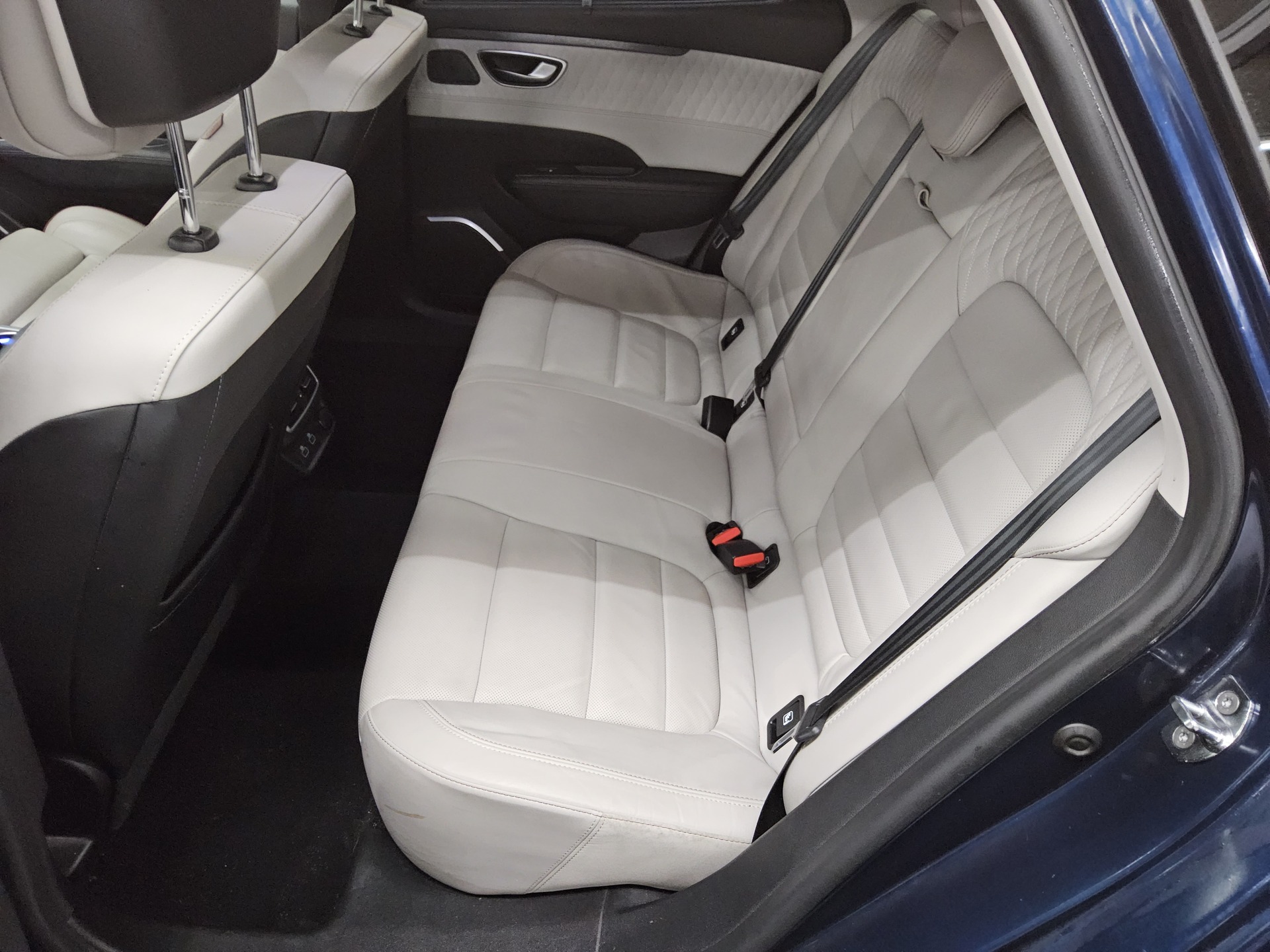 Renault Talisman Grandtour 2.0 dCi Initiale Paris HuD 13