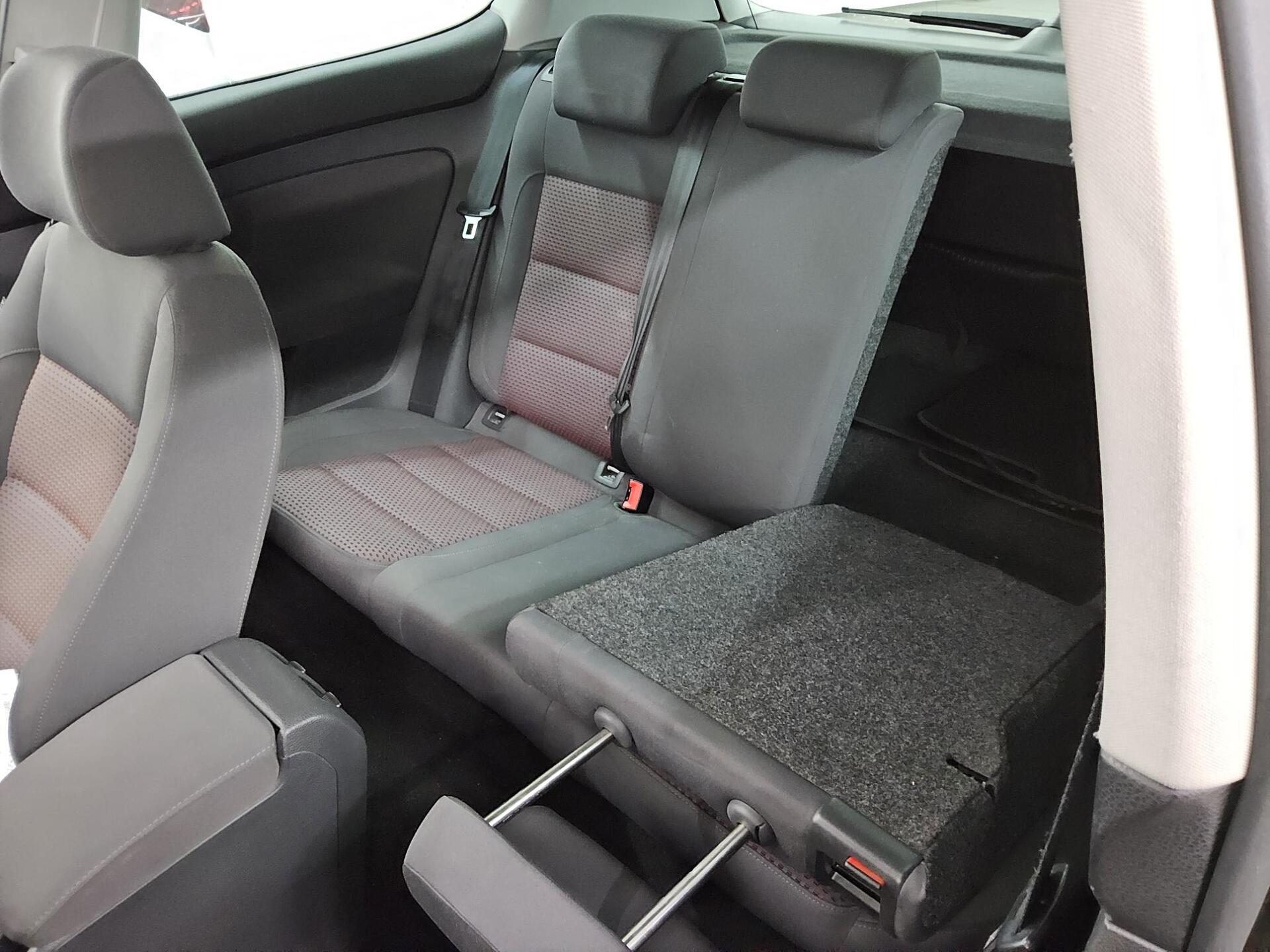 Volkswagen Golf-5 1.4 TSI Sport PDC USB Shz Klima Tempomat 12