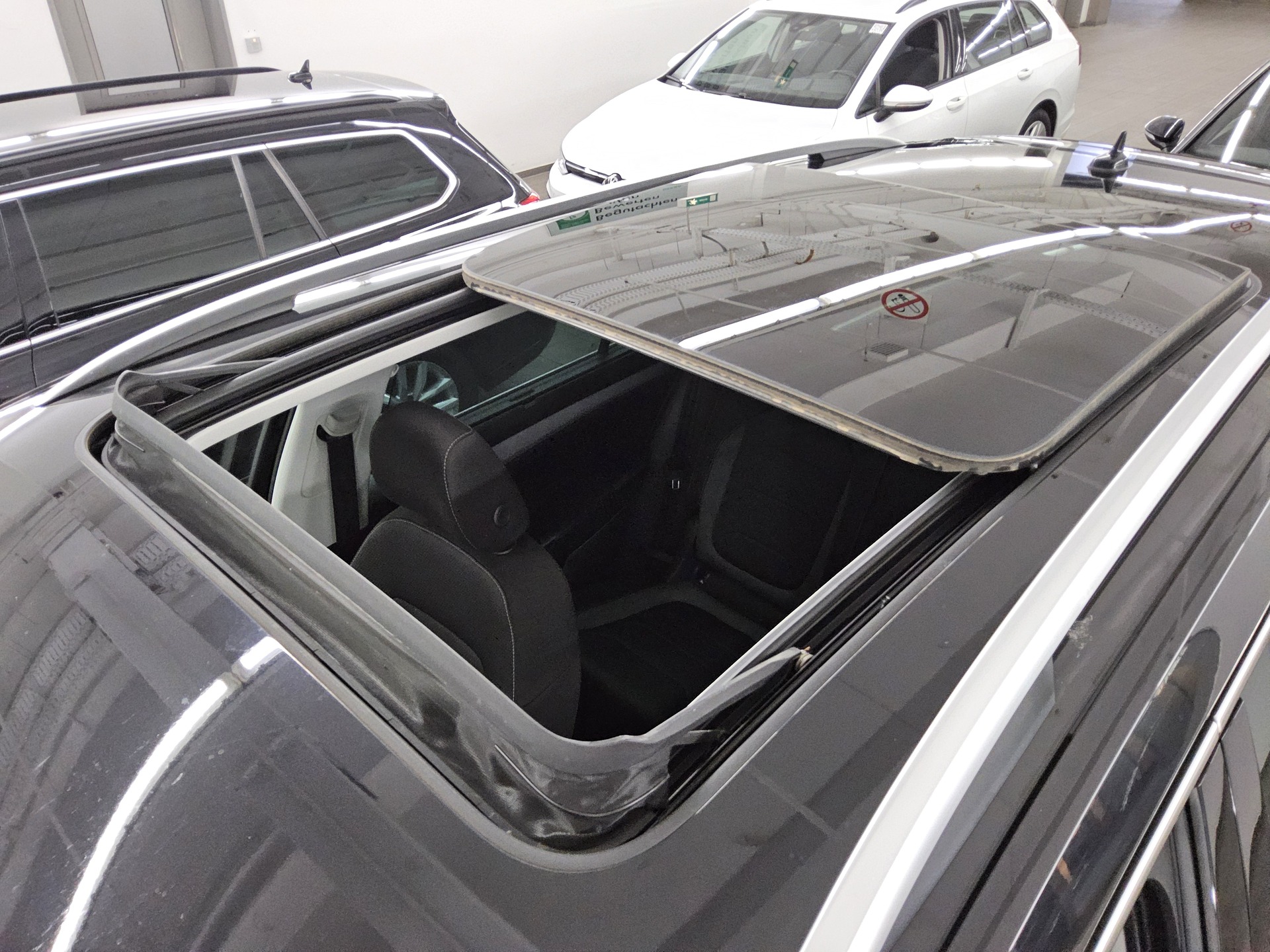 Skoda Kodiaq 2.0 TDI 4x4 Tour Pano vc StandHzg DCC AHK 13