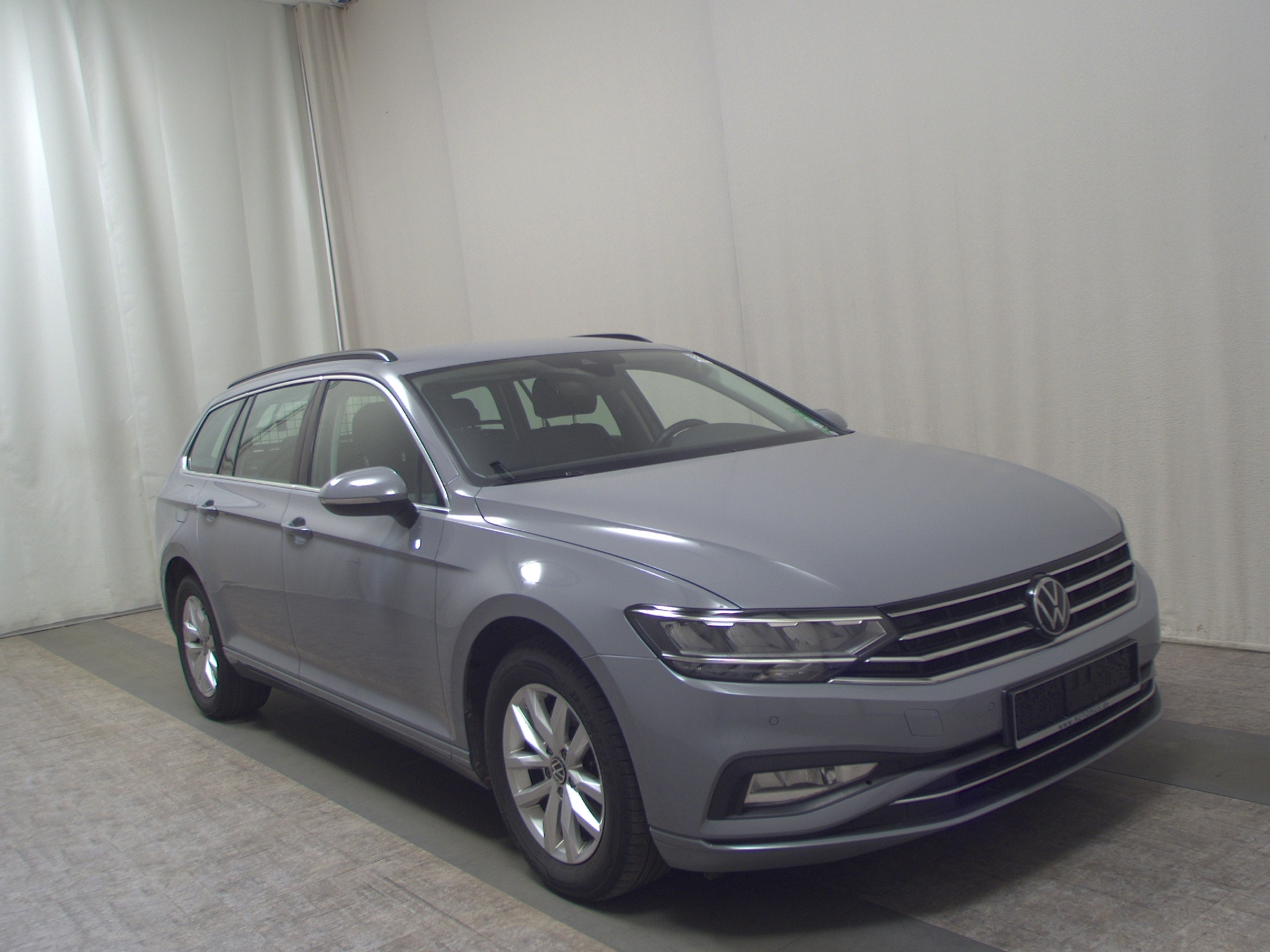 Volkswagen Passat Var. 2.0 TDI Business Navi LED Kamera ACC 3