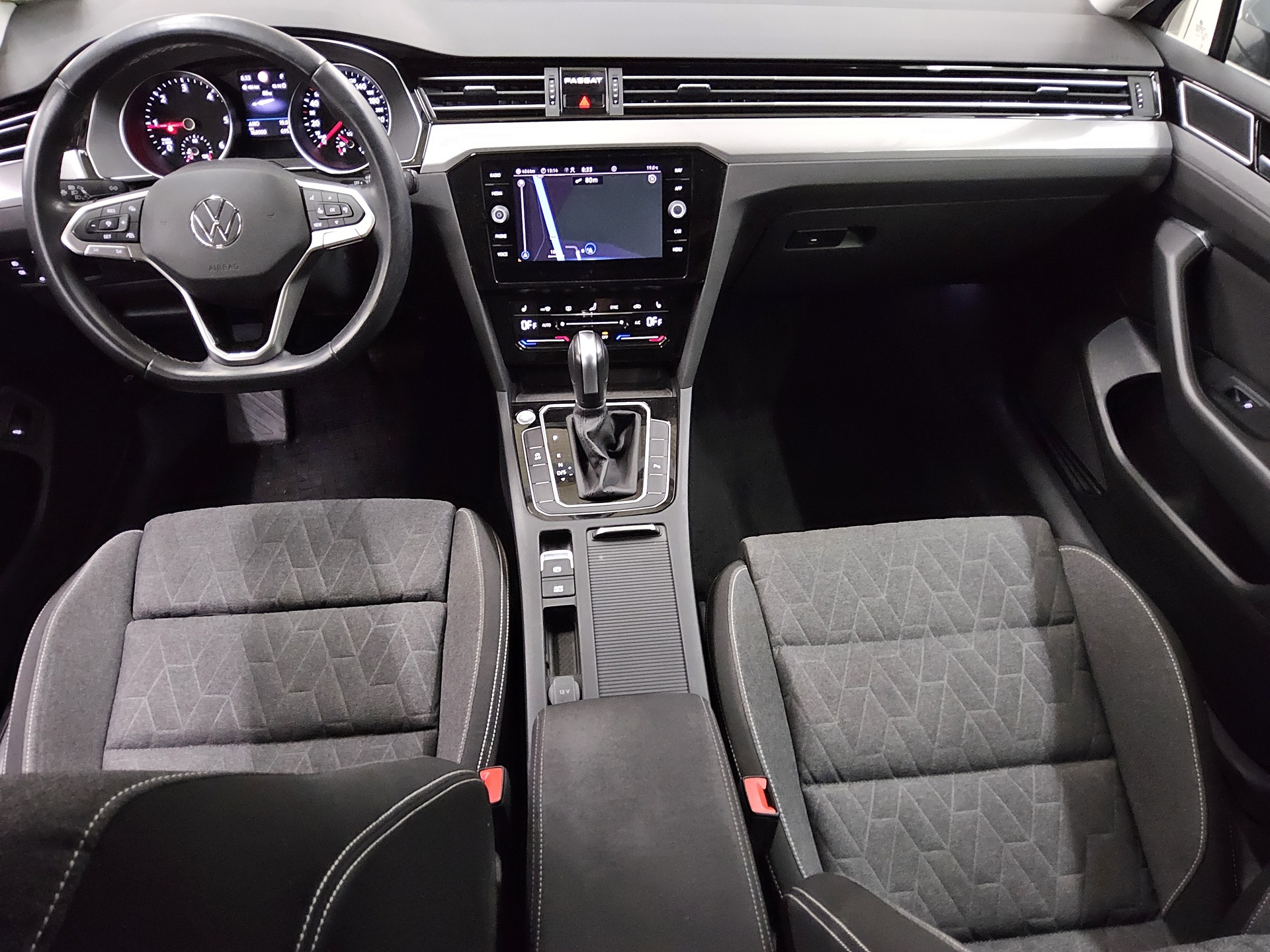 Volkswagen Passat Var. 2.0 TDI Business Navi LED Kamera ACC 5