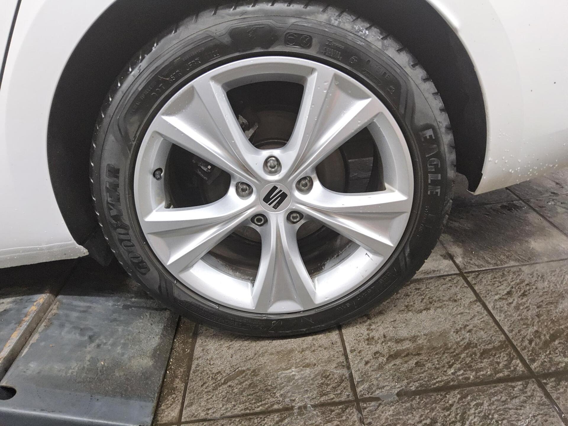 Seat Leon Sportstourer 1.5 eTSI FR-Line Navi LED vc 11