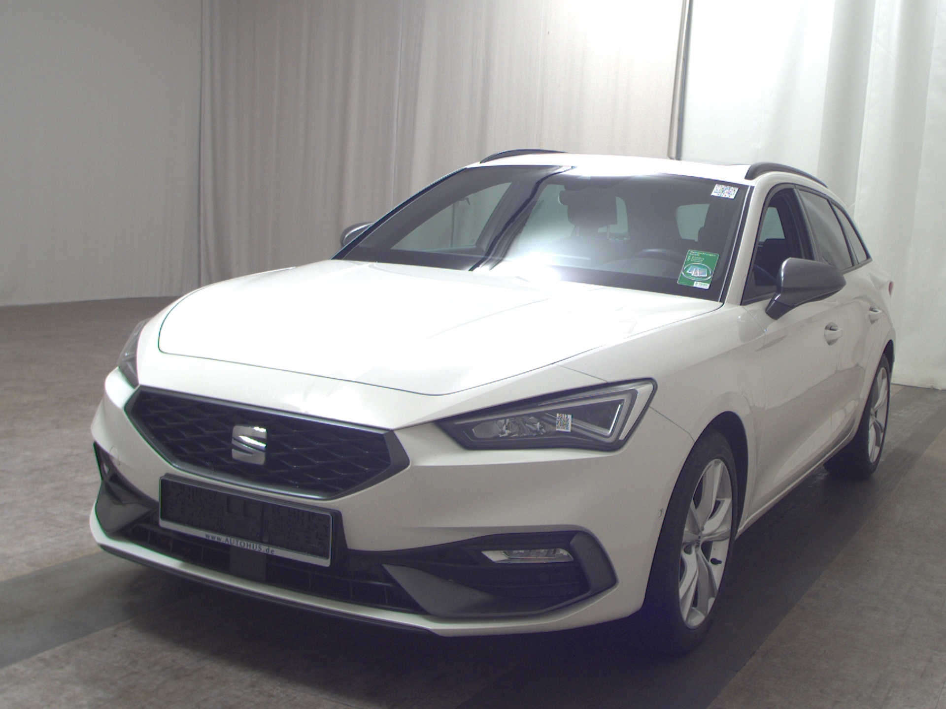 Seat Leon Sportstourer 1.5 eTSI FR-Line Navi LED vc 2