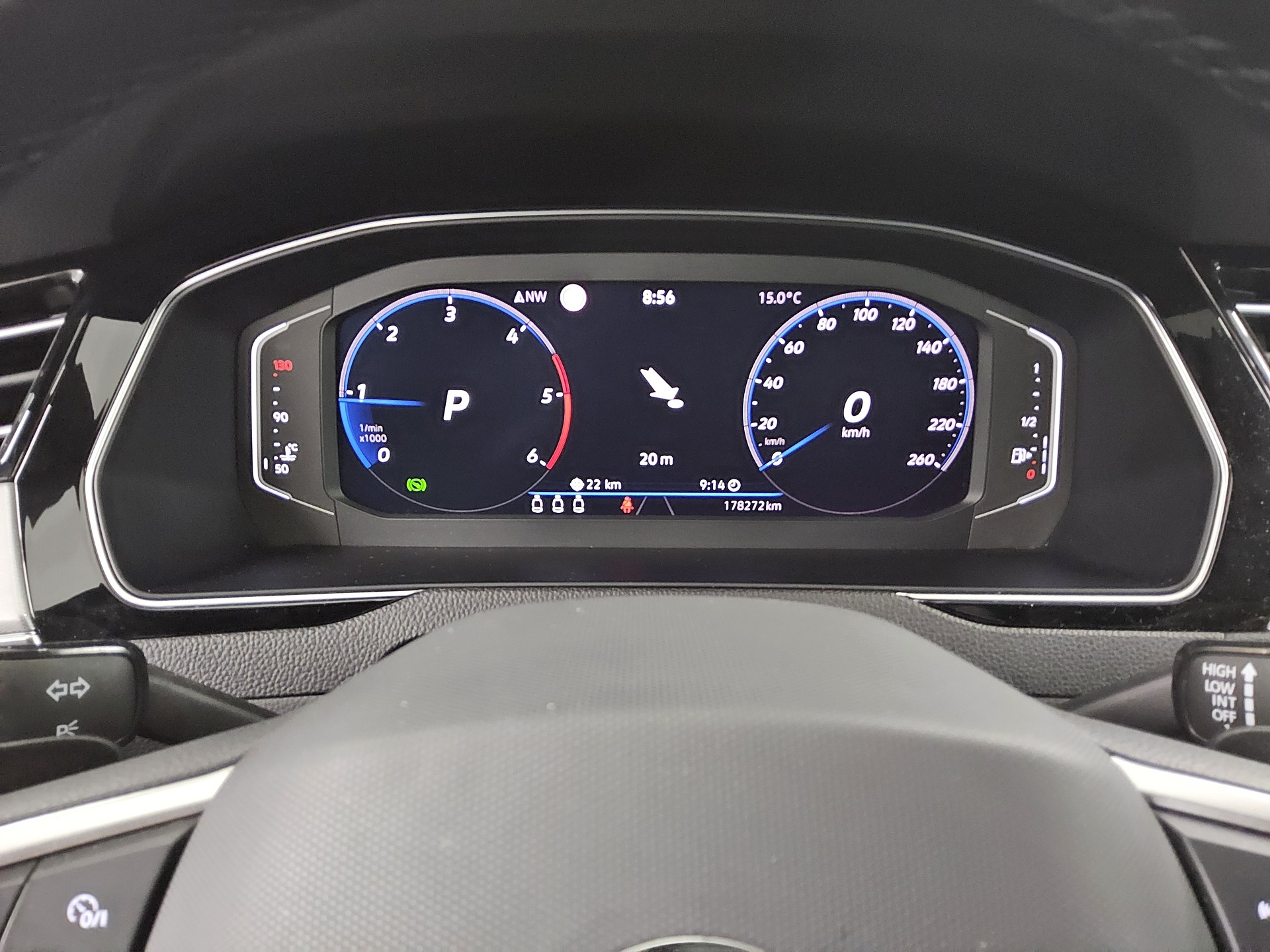 Volkswagen Passat Var. 2.0 TDI Business Navi LED DC AHK RFK 8