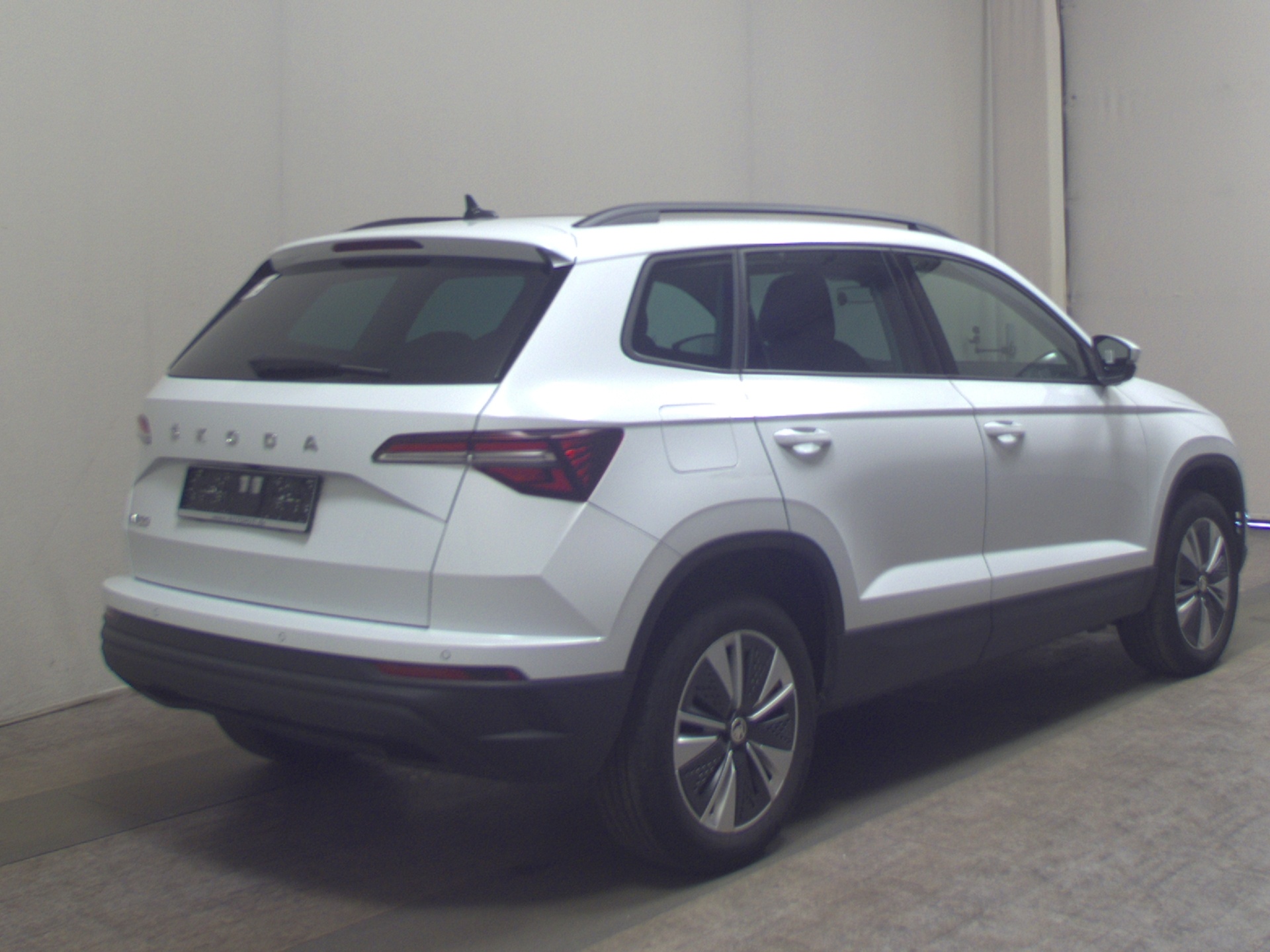 Skoda Karoq 2.0 TDI Ambition Navi LED vc Pano StHzg 4