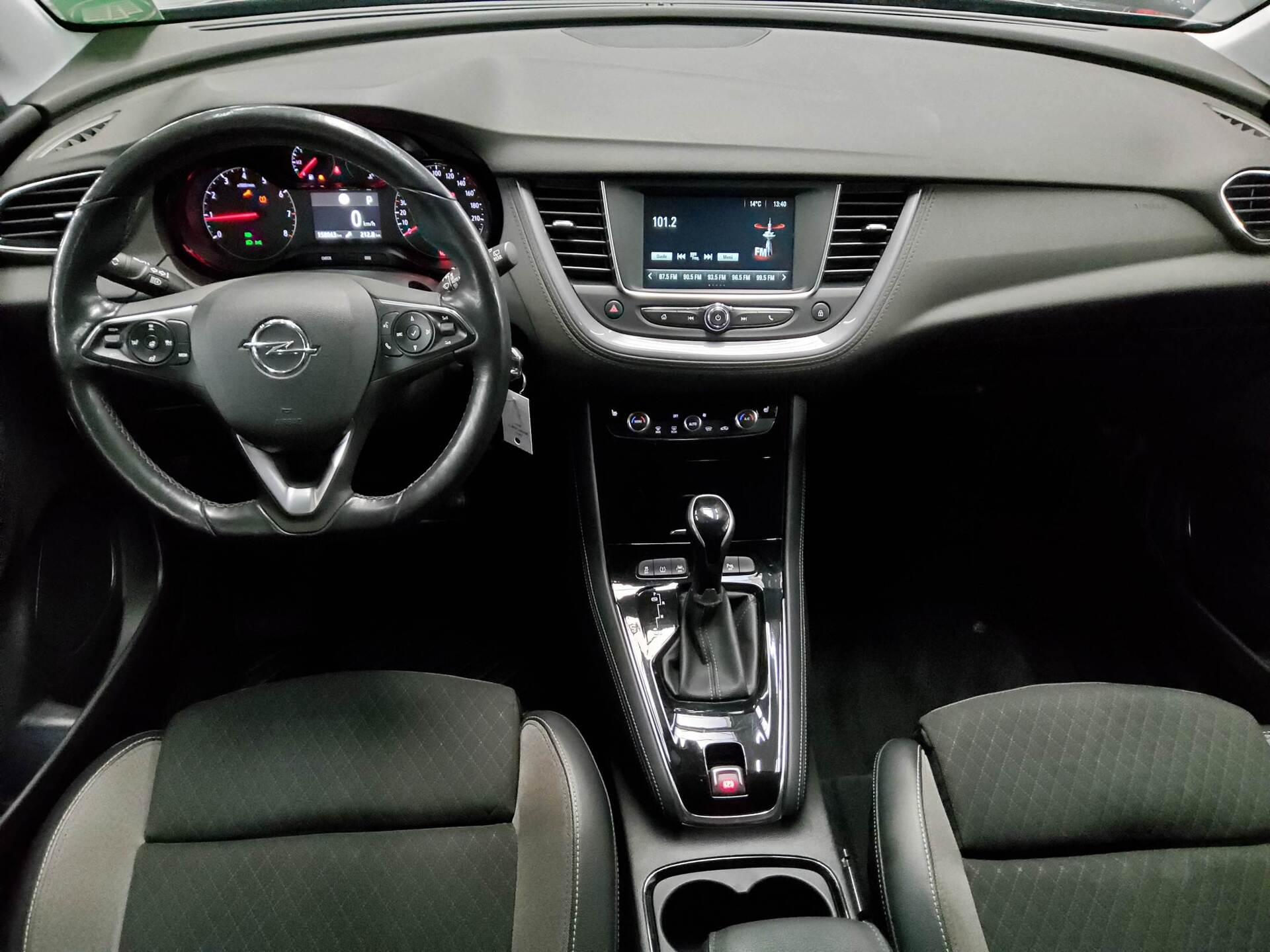 Opel Grandland X 1.5 D Design Edition T-Leder LED AHK 5