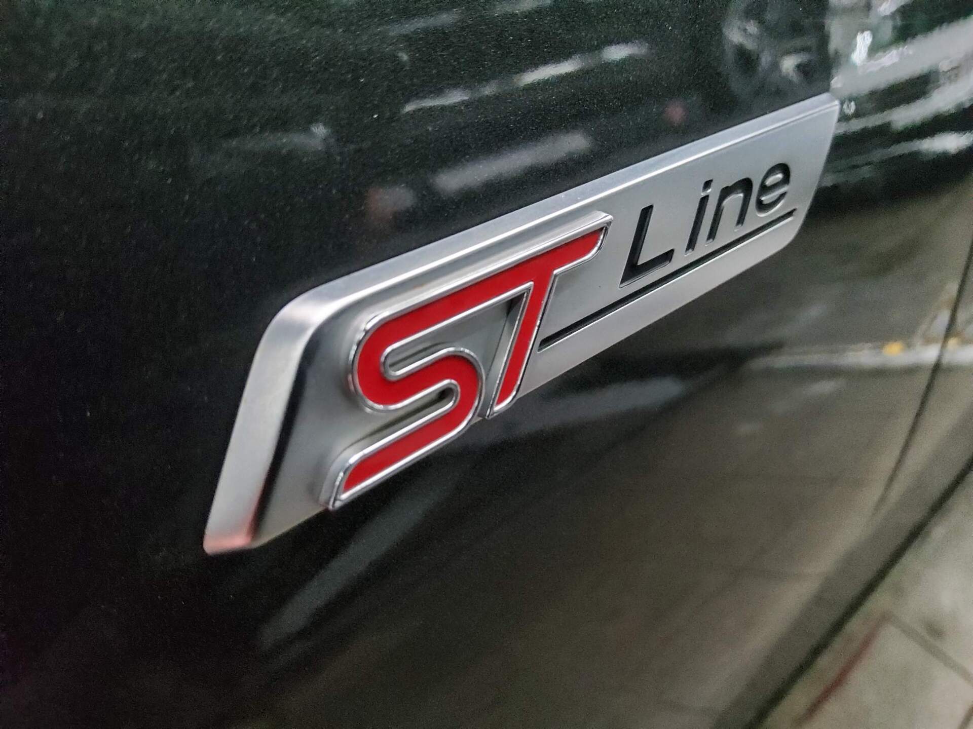 Ford Focus Turnier 1.5 EB ST-Line Navi LED PDC Shz 11