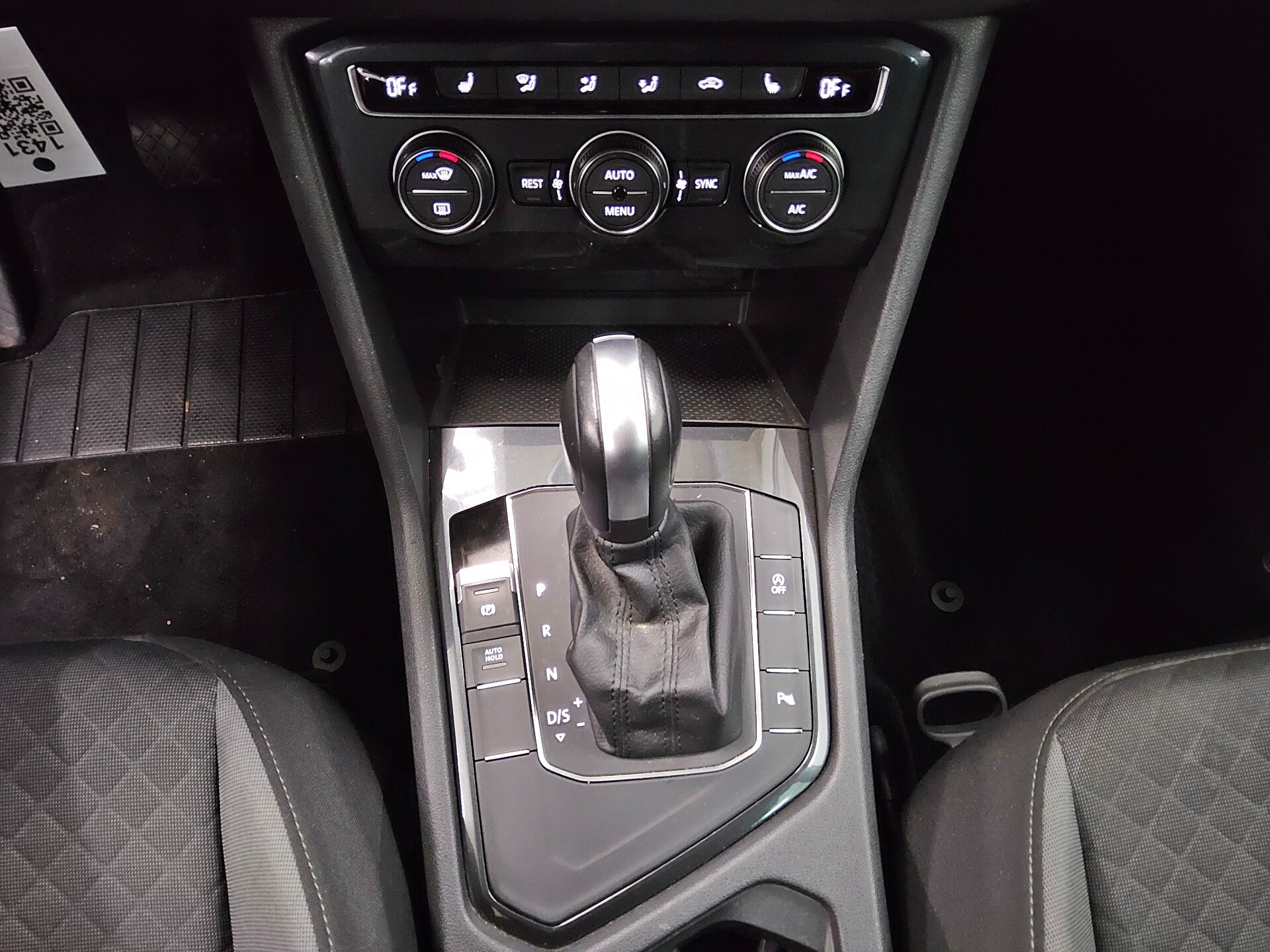 Volkswagen Tiguan 2.0 TDI Comf. AHK ACC PDC 6