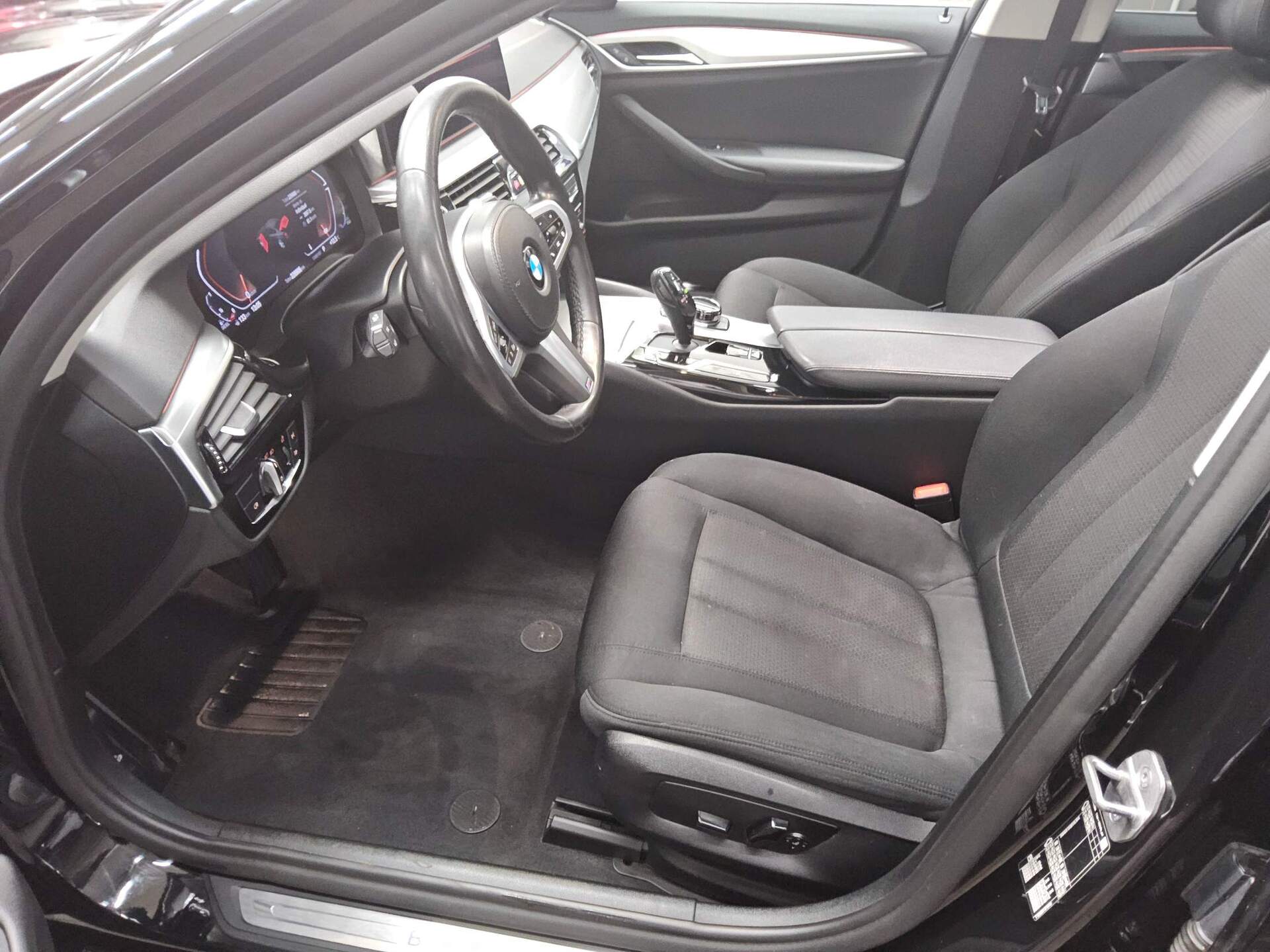 BMW 520dA Navi GSD LED LC prof. HiFi RfK 9